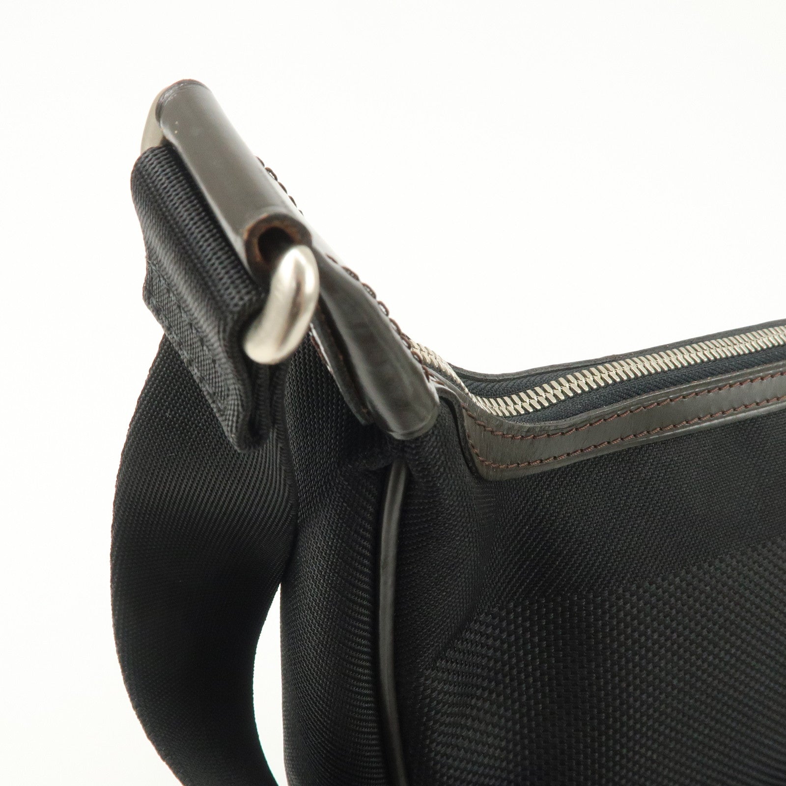 Louis Vuitton Damier Giant Canvas Nume Leather Explorateur M93616