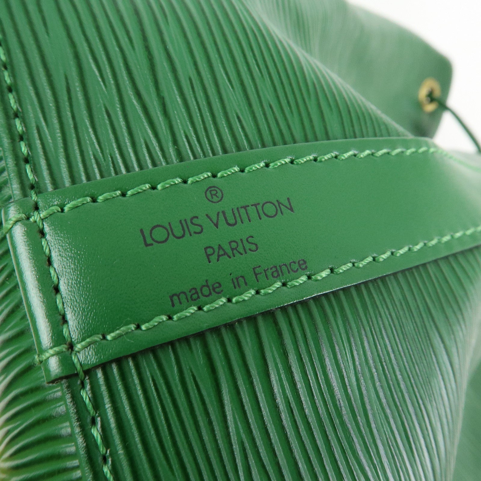 Louis Vuitton Epi Petit Noe Shoulder Bag Borneo Green M44104
