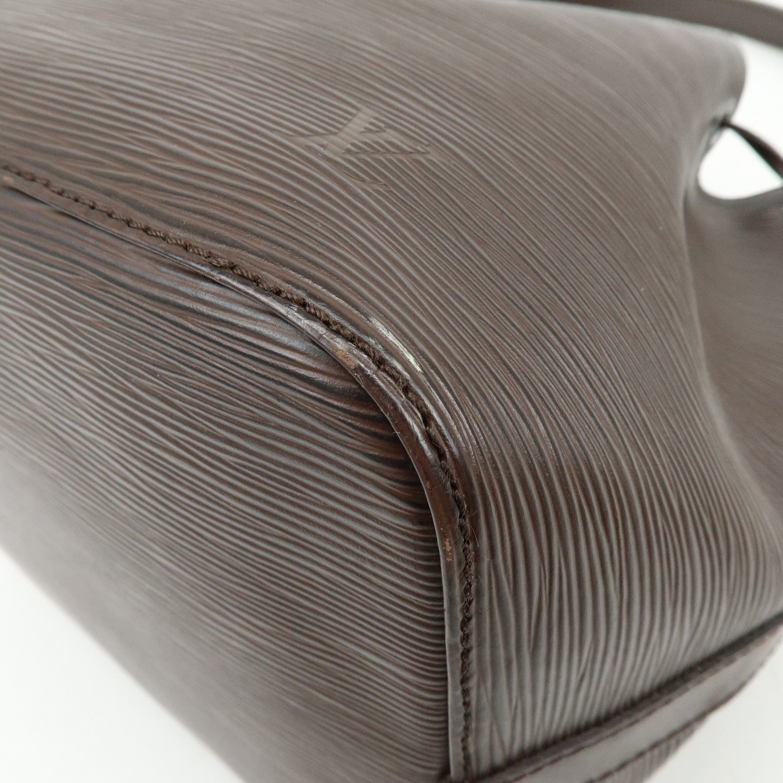 Louis Vuitton Epi Leather Petit Noe Shoulder Bag Mocha M5901D