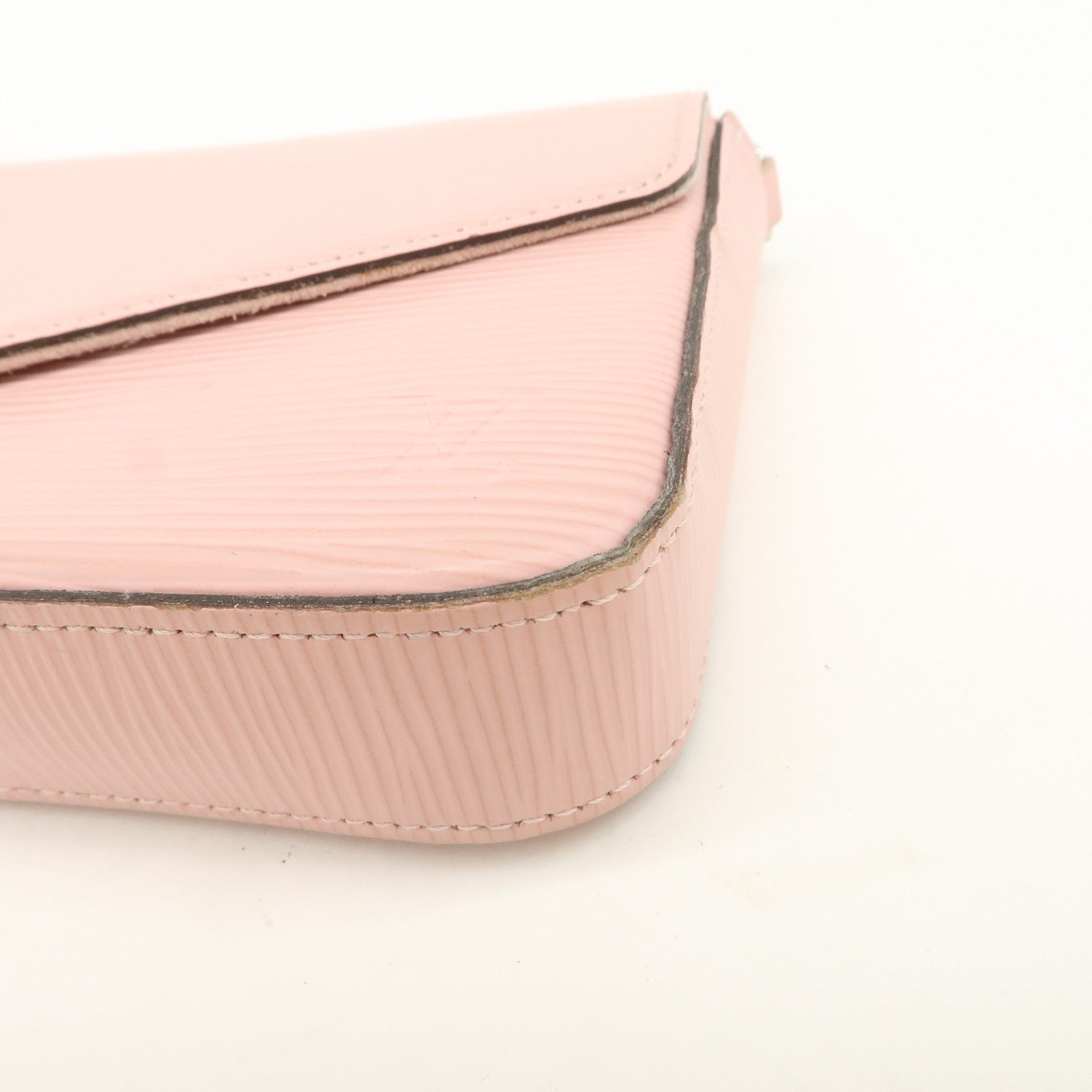 Louis Vuitton Epi Pochette Felicie Chain Shoulder Bag Pink M62467
