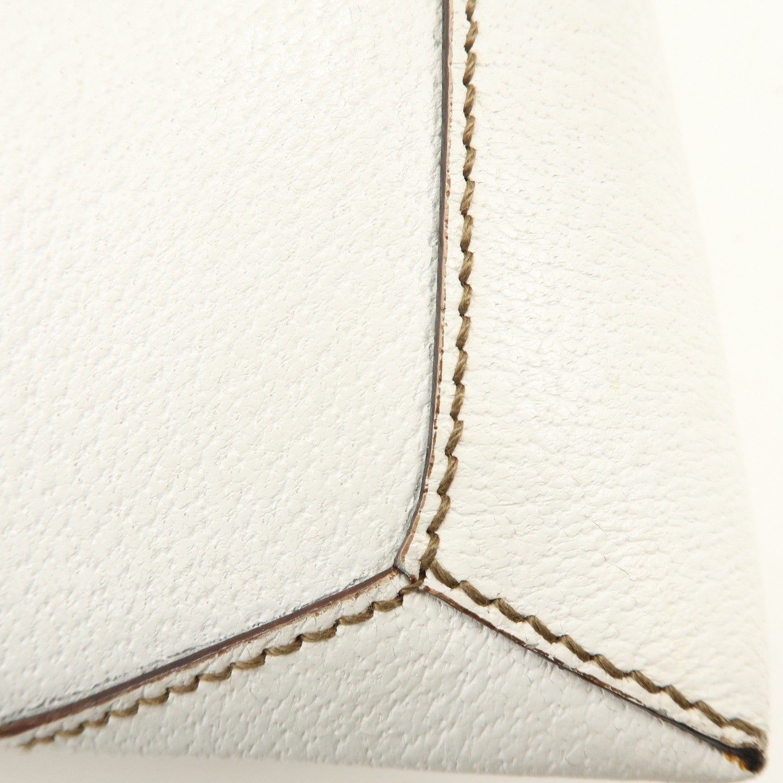 Ferragamo Leather Shoulder Bag Hand Bag White