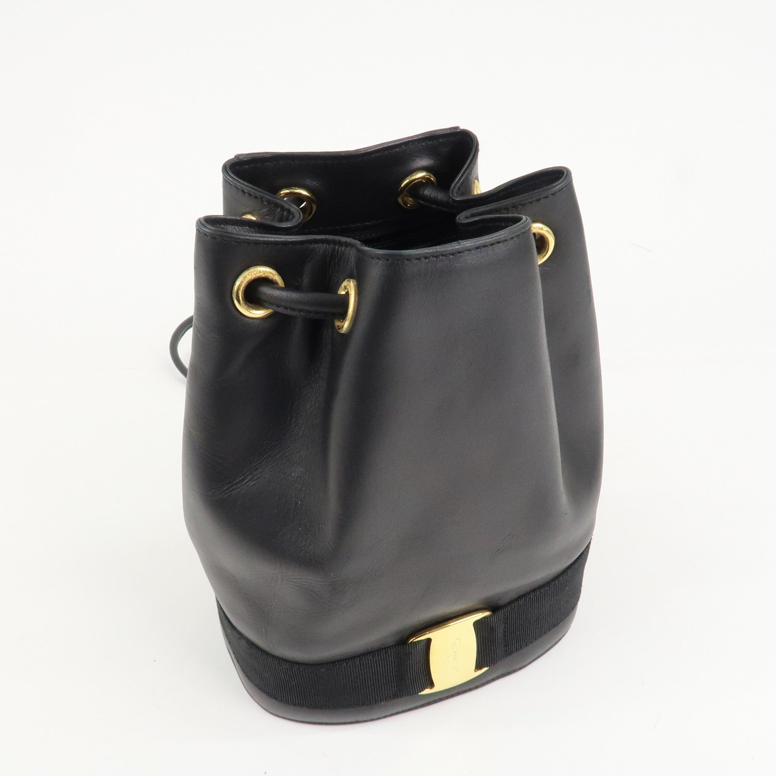 Ferragamo Vara Ribbon Leather Backpack Shoulder Bag Black AQ215676 Used