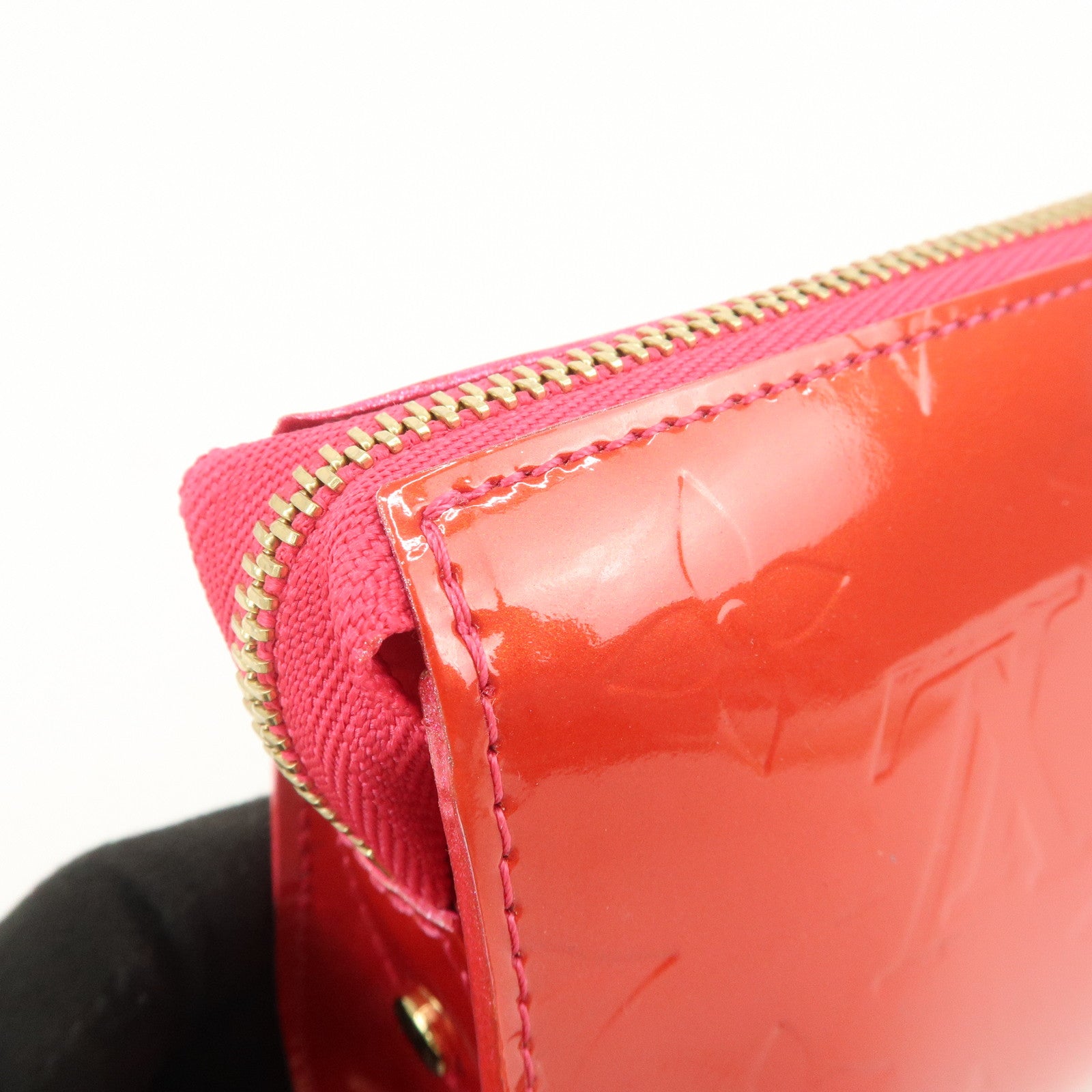 Louis Vuitton Monogram Vernis Trousse Cosmetic Pouch Red M93647