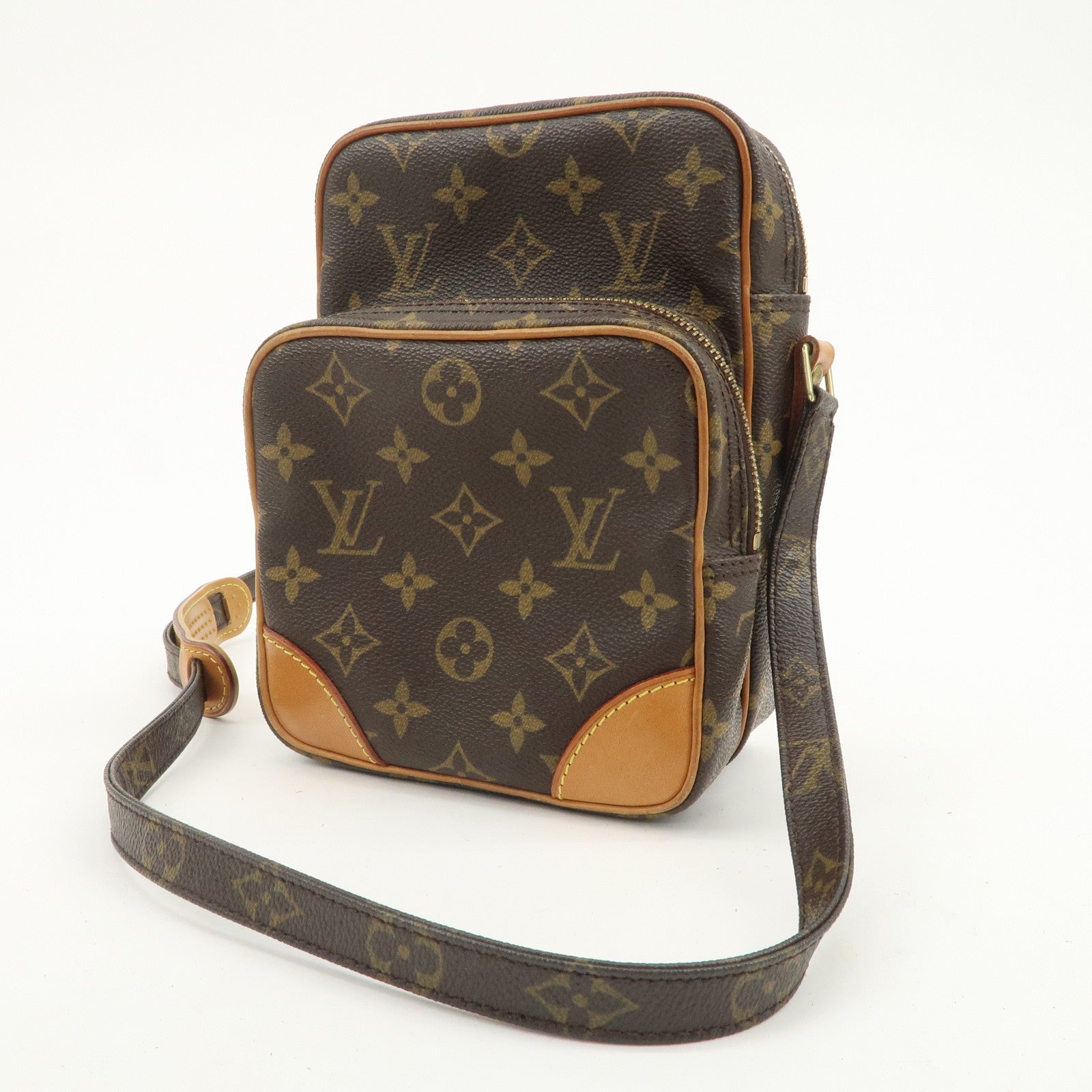 Louis Vuitton Monogram Amazone Shoulder Bag Crossbody Bag M45236