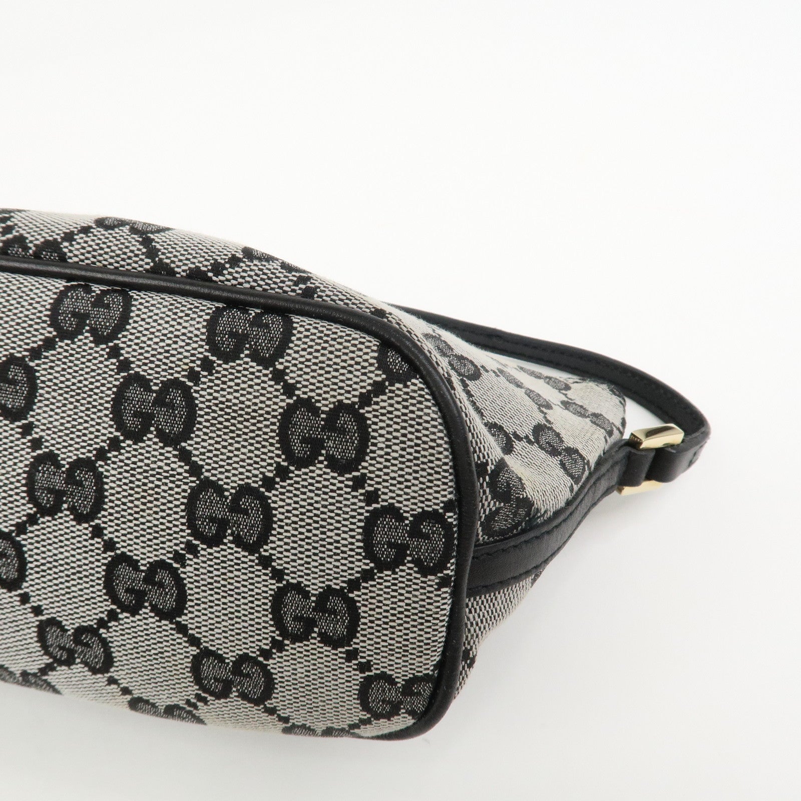 GUCCI Boat Bag GG Canvas Leather Accessory Pouch Hand Bag 039.1103