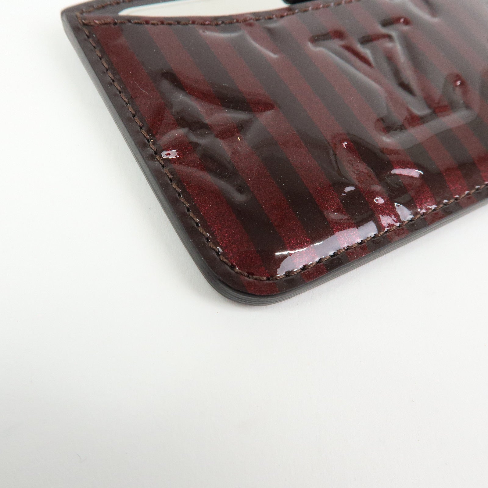 Louis Vuitton Rayures Vernis Etui Miroir Card Case Amarante PM91709