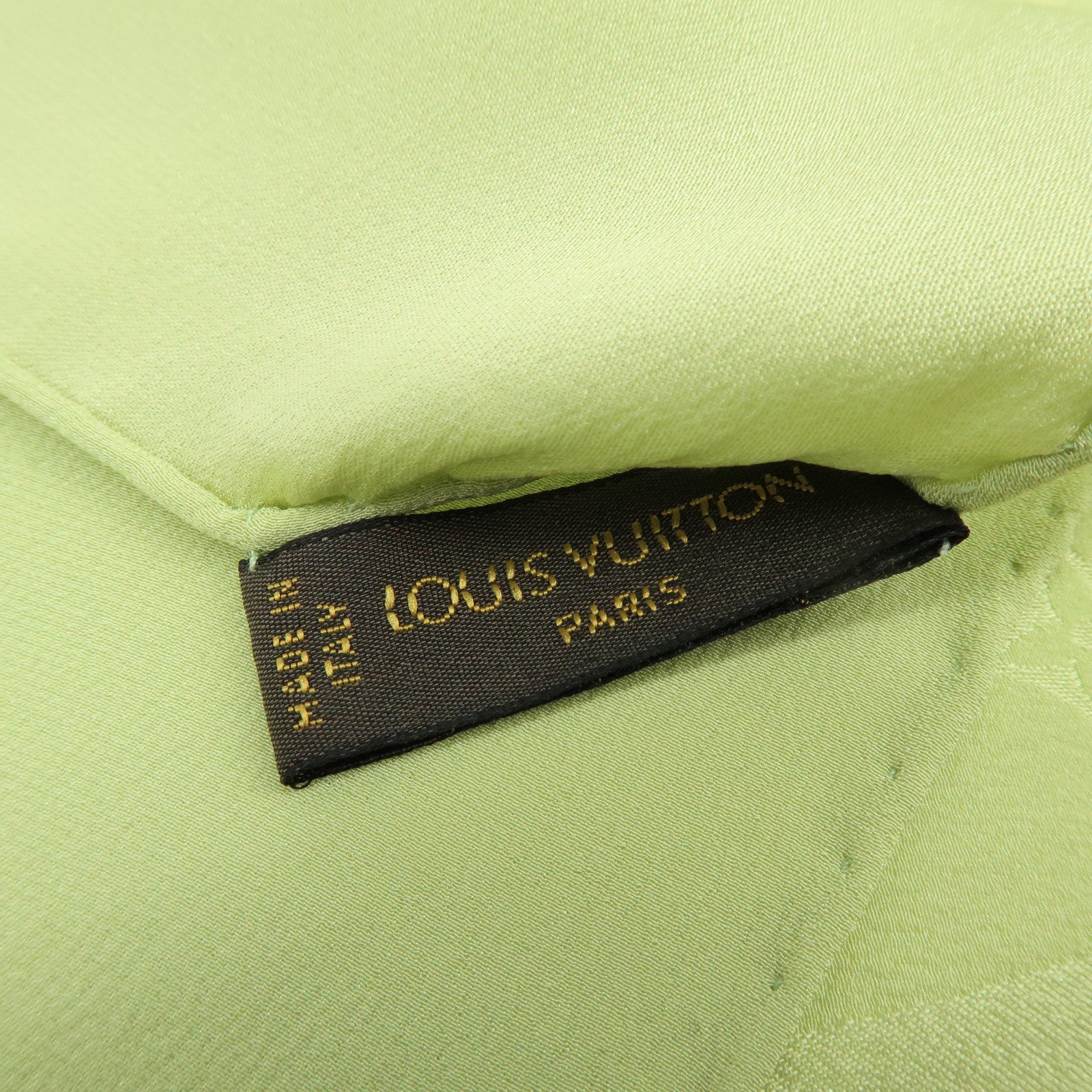 Louis Vuitton Monogram Shine Silk 100% Scarf Shawl Light Green