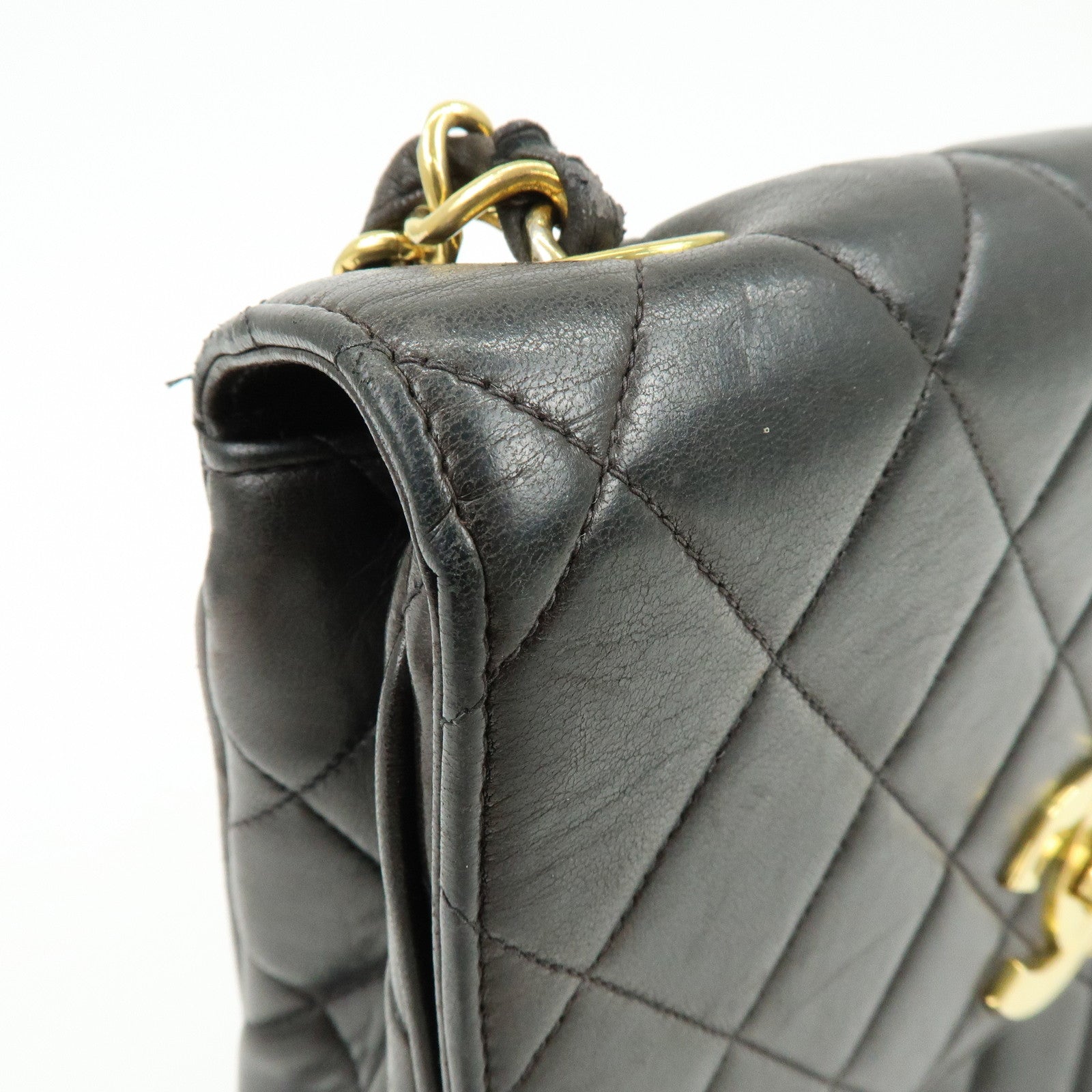 CHANEL Matelasse Lamb Skin Chain Flap Shoulder Bag Black