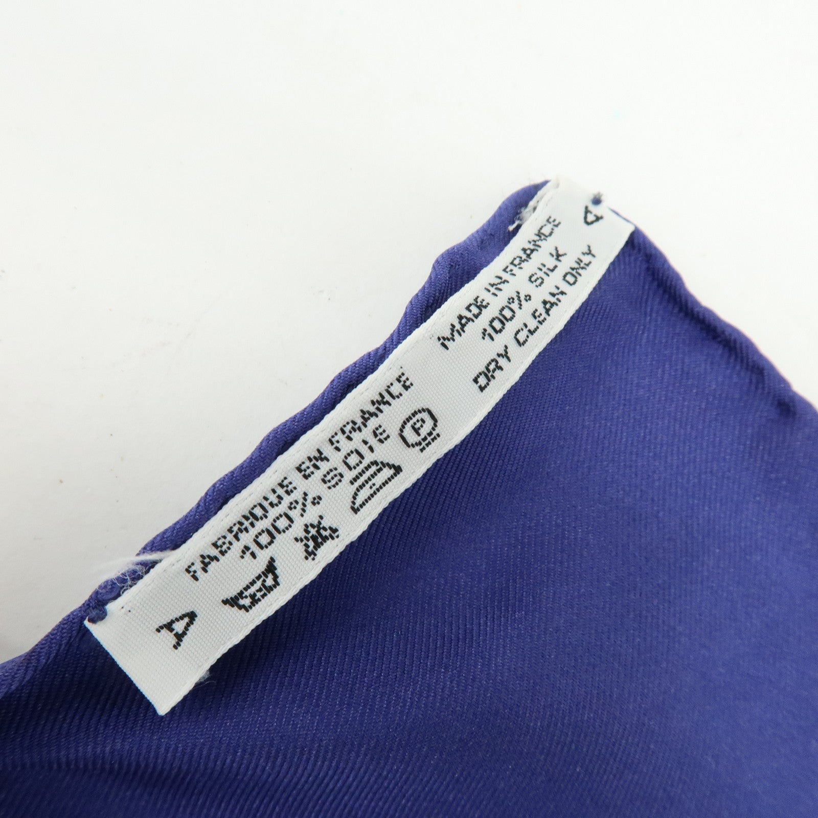 HERMES Carre 90 Silk 100% Scarf CERES White Blue Navy