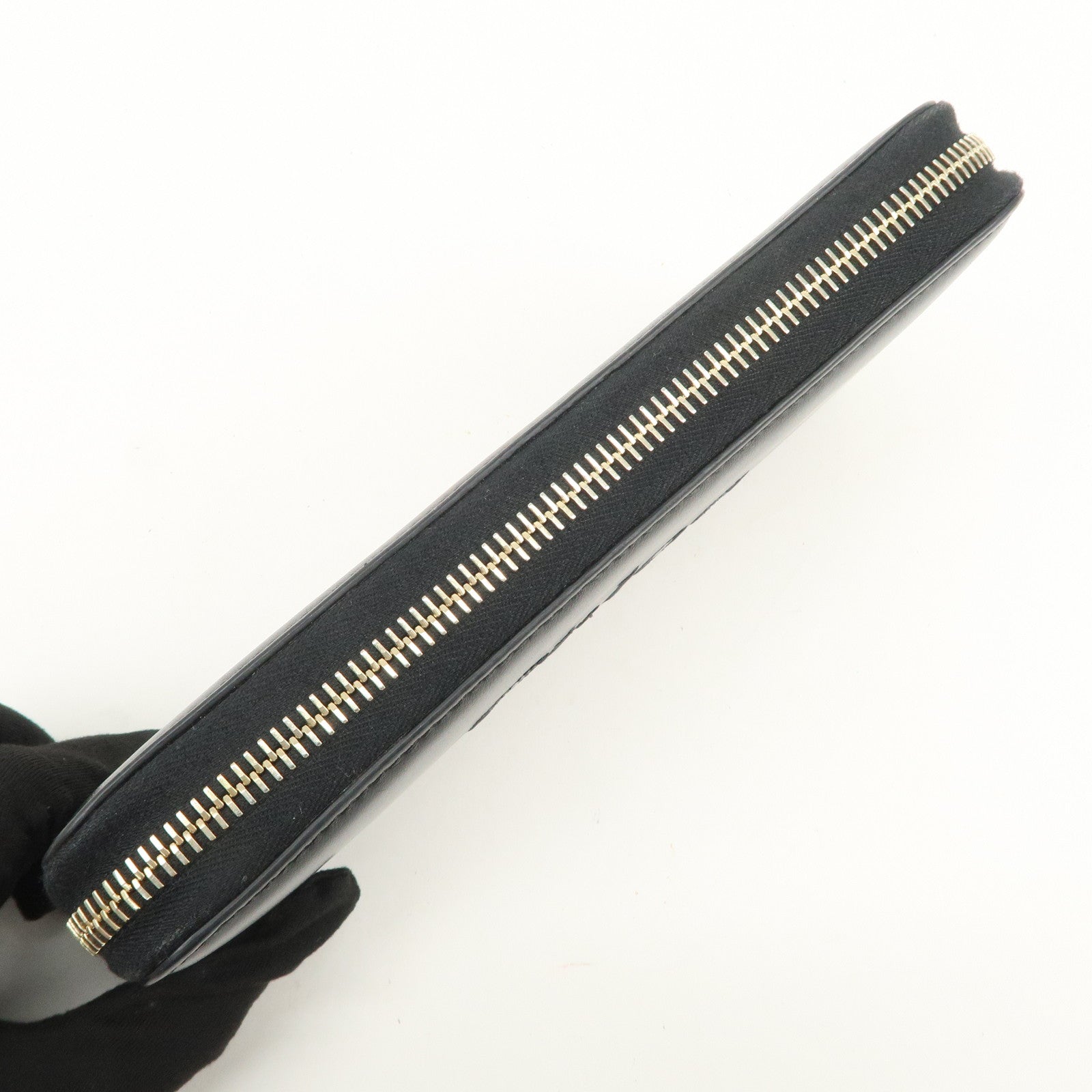 Chloe Logo Leather Round Zippy Long Wallet Black