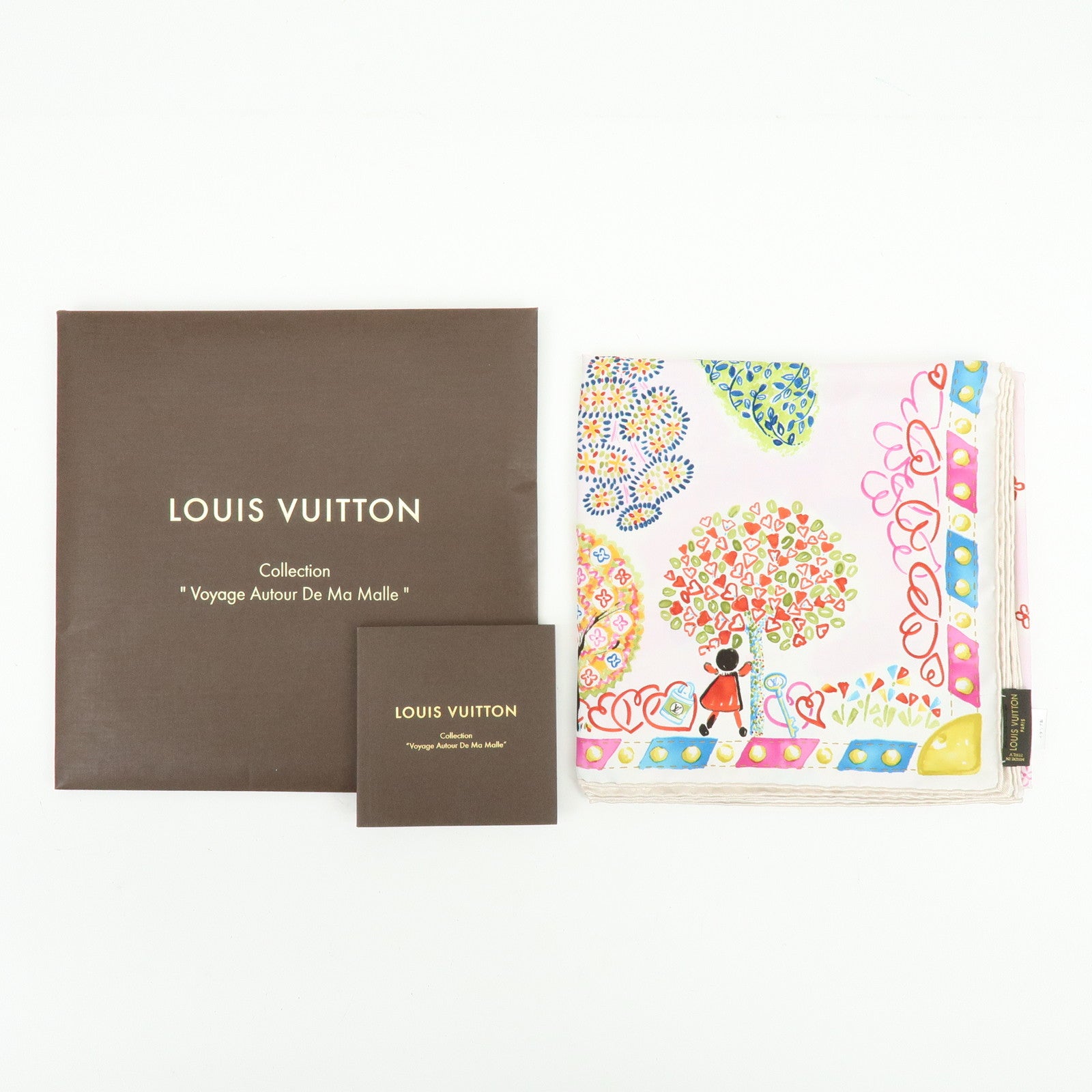 Louis Vuitton Silk 100% Scarf Voyage Autour De Ma Malle M72898