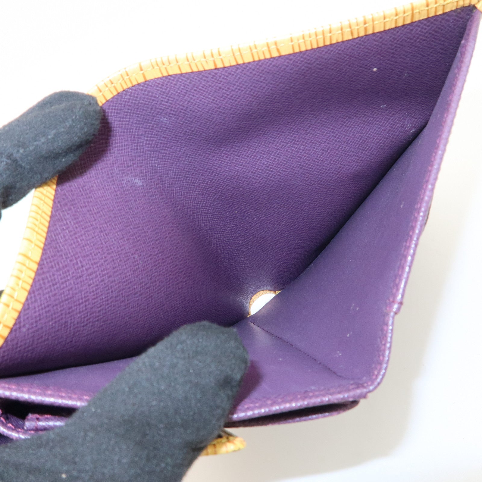 Louis Vuitton Epi leather Porte Tresor Etui Papier Wallet M63719