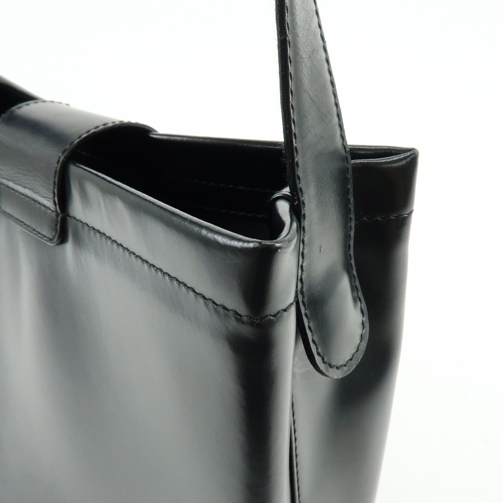 Ferragamo Vara Leather Shoulder Bag Hand Bag Black