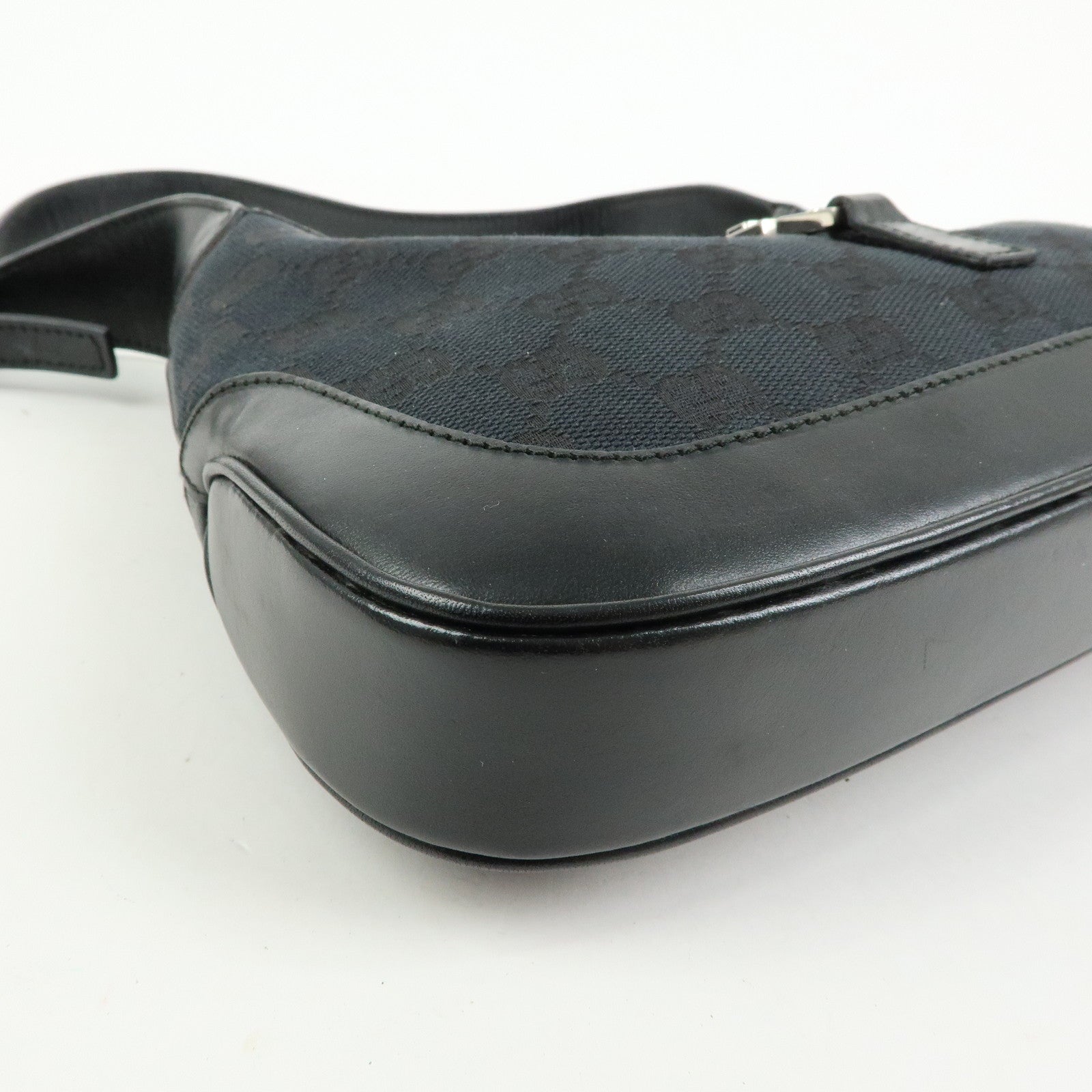 GUCCI Jackie GG Canvas Leather Shoulder Bag Black  001.3735