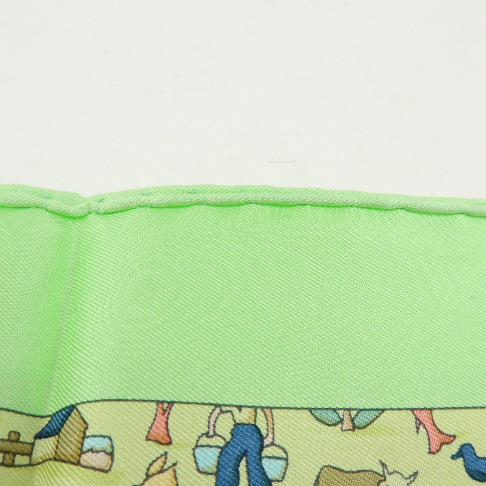 HERMES Petit Carre 40 Silk 100% Mini Scarf Farm Motif Green Yellow