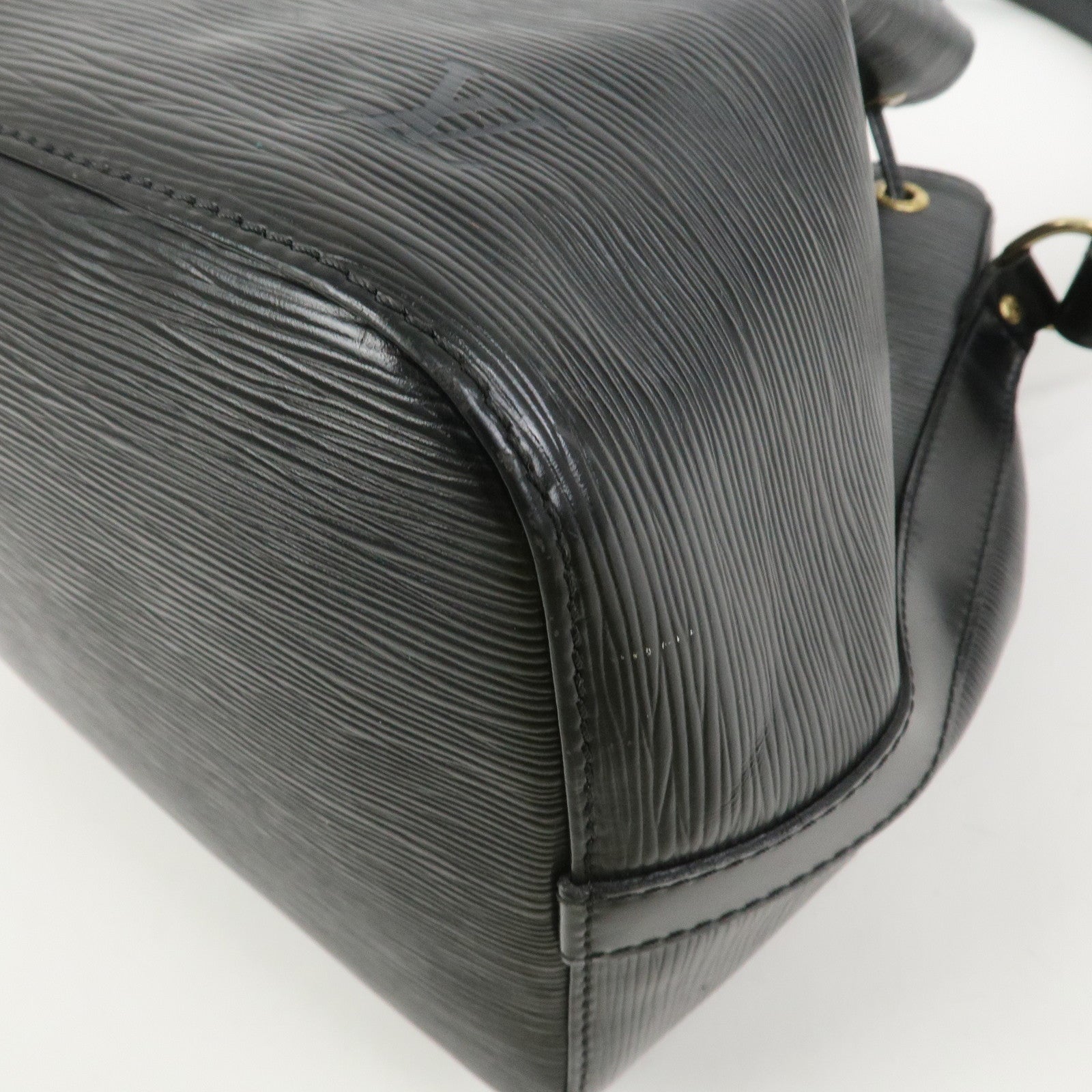 Louis Vuitton Epi Petit Noe Shoulder Bag Noir Black M44102
