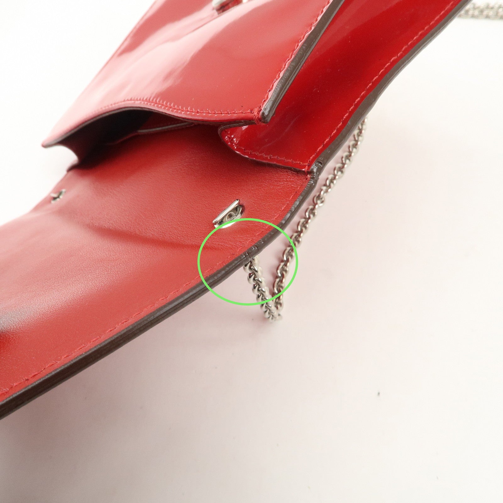 Ferragamo Vara Ribbon Patent Leather Shoulder Bag Crossbody Bag Red
