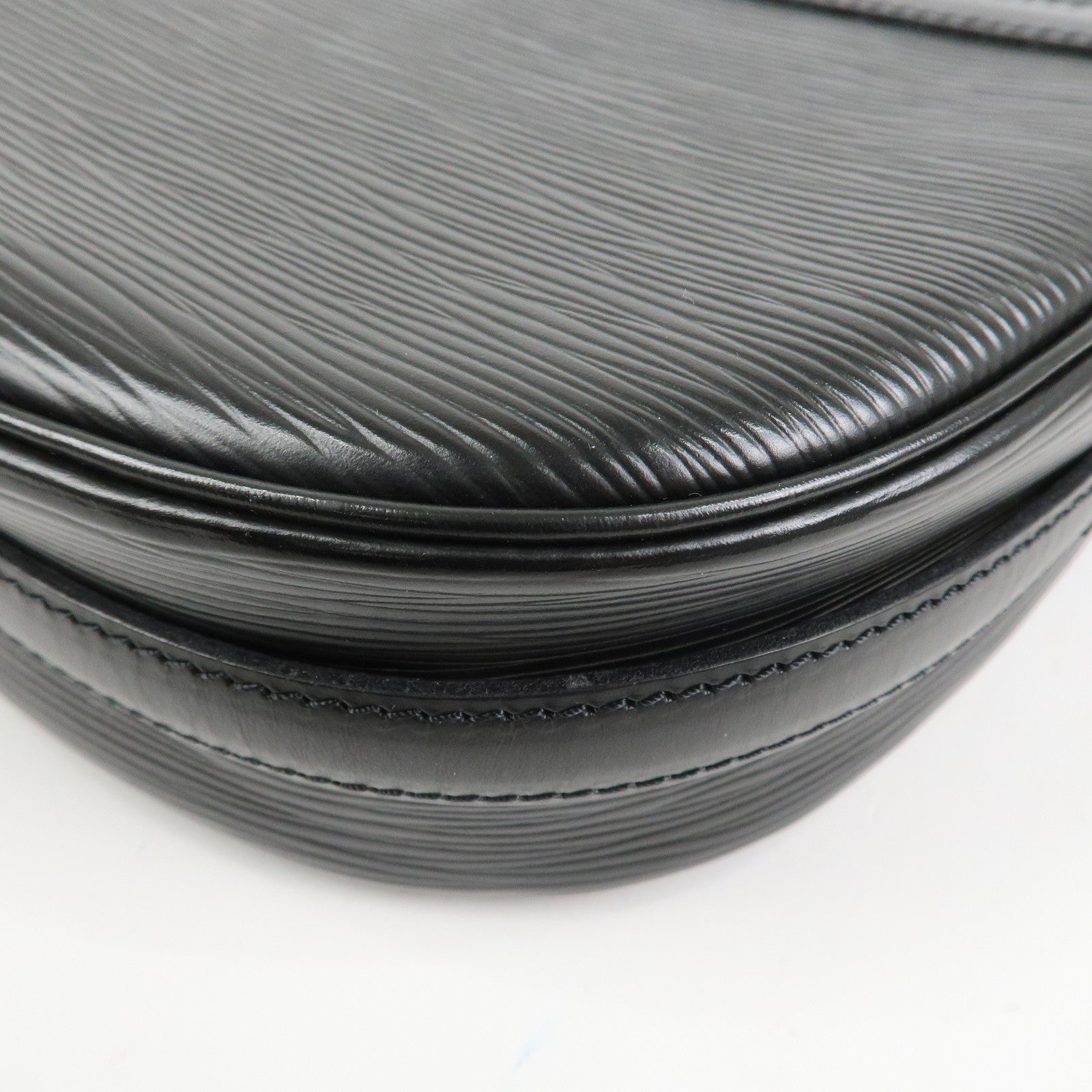 Louis Vuitton Epi Jeune Fille Shoulder Bag Noir M52152