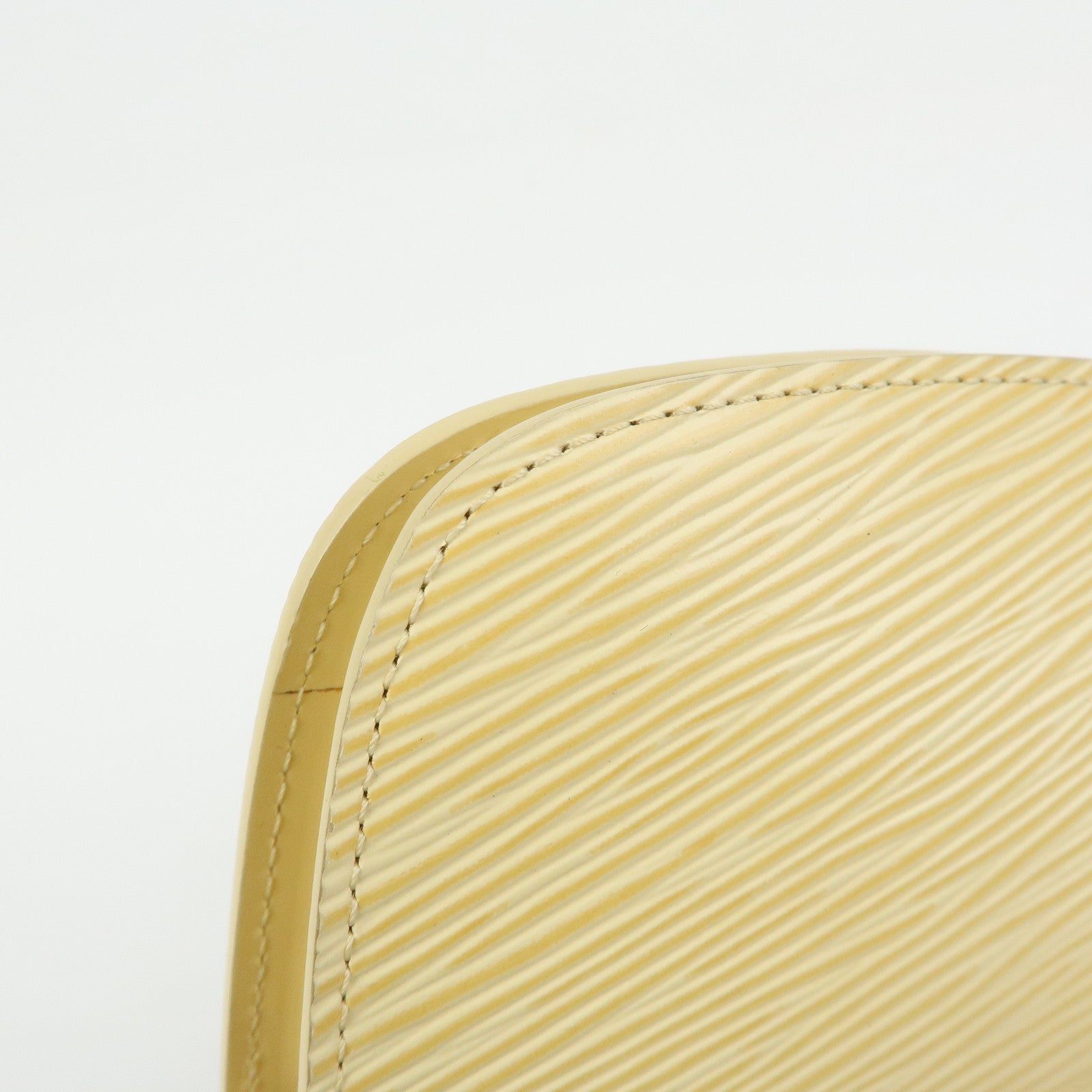 Louis Vuitton Epi Portefeuille Epi Z Coin Case Vanilla M6344A