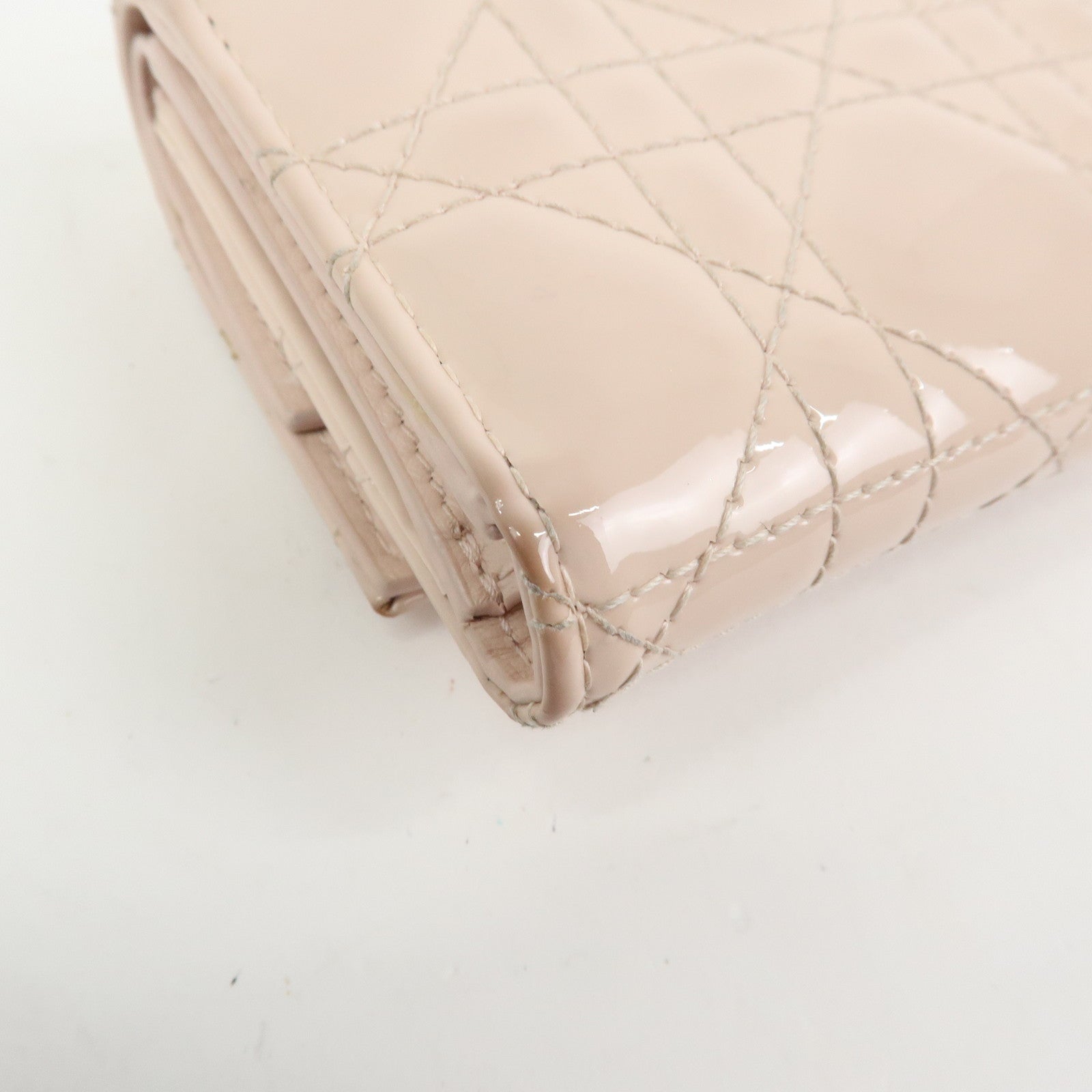 Christian Dior Lady Dior Cannage Patent Leather Lotus Wallet Pink