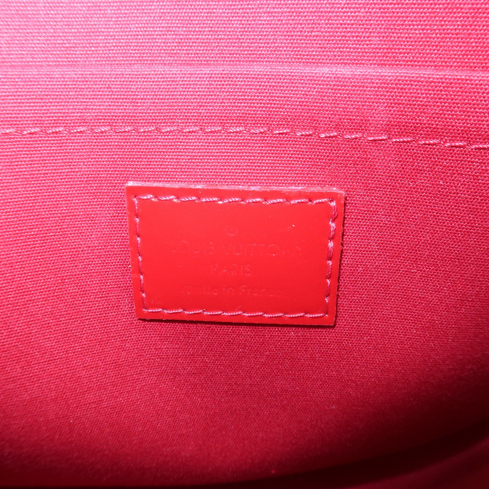 Louis Vuitton Monogram Vernis Rodeo Drive Shoulder Bag Red M93599