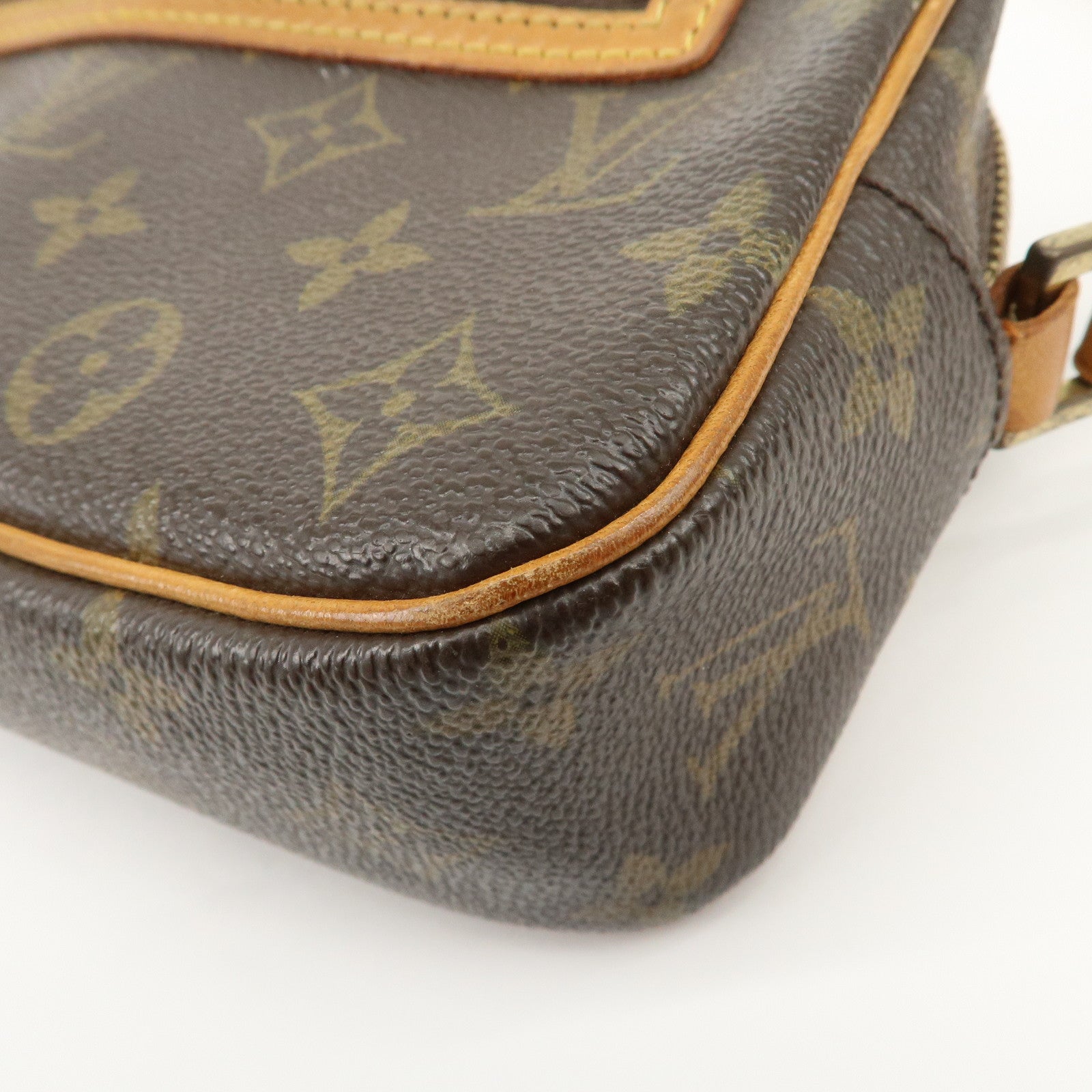 Louis Vuitton Monogram Pochette Cite Shoulder Bag Brown M51183