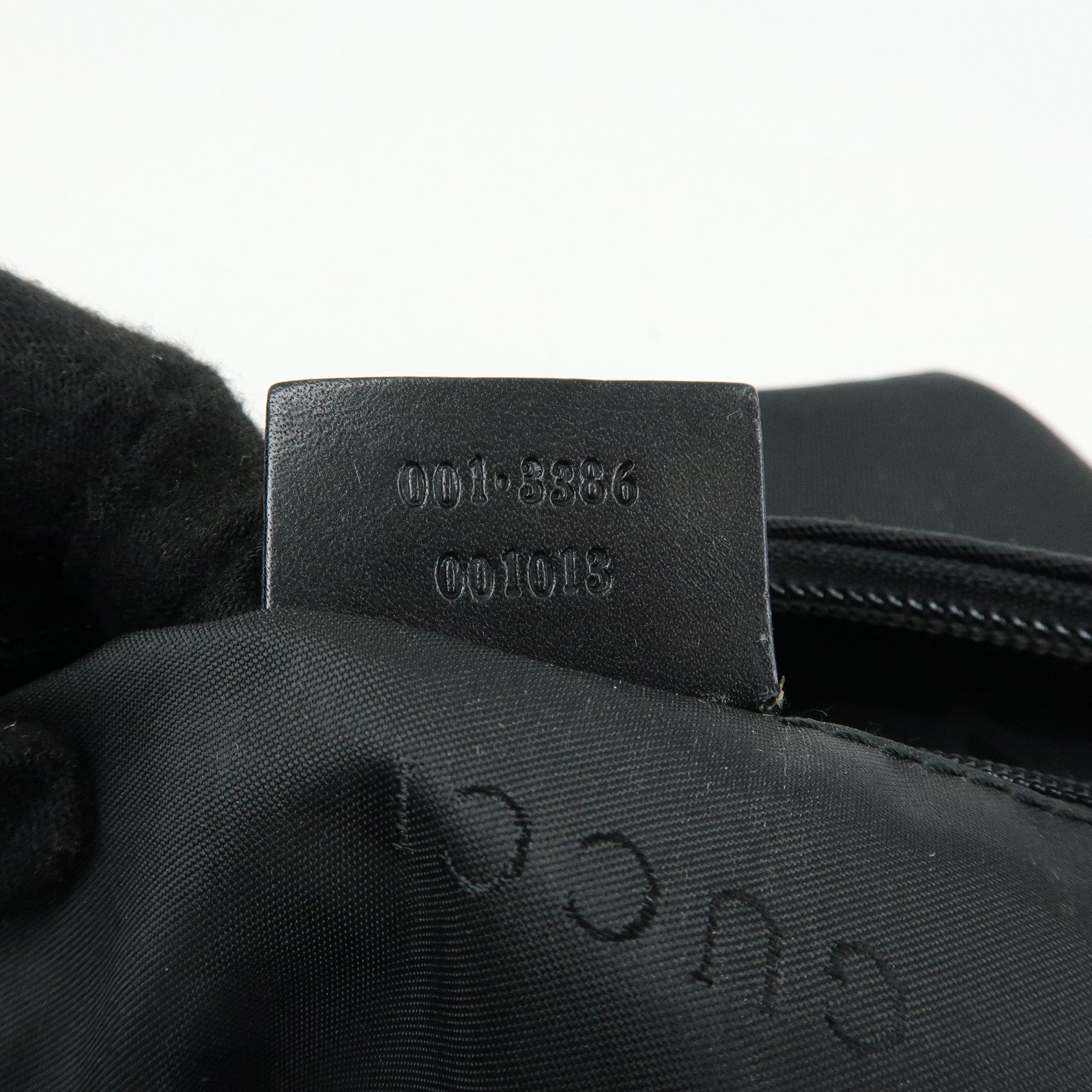 GUCCI GG Nylon Leather Shoulder Bag Black 001・3386