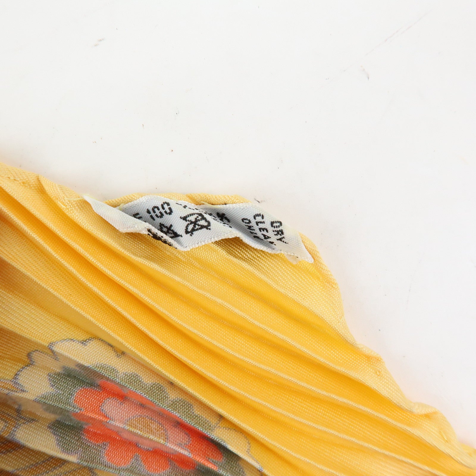 HERMES Pleated Carre 90 Silk 100% Scarf DECOUPAGES Yellow Orange