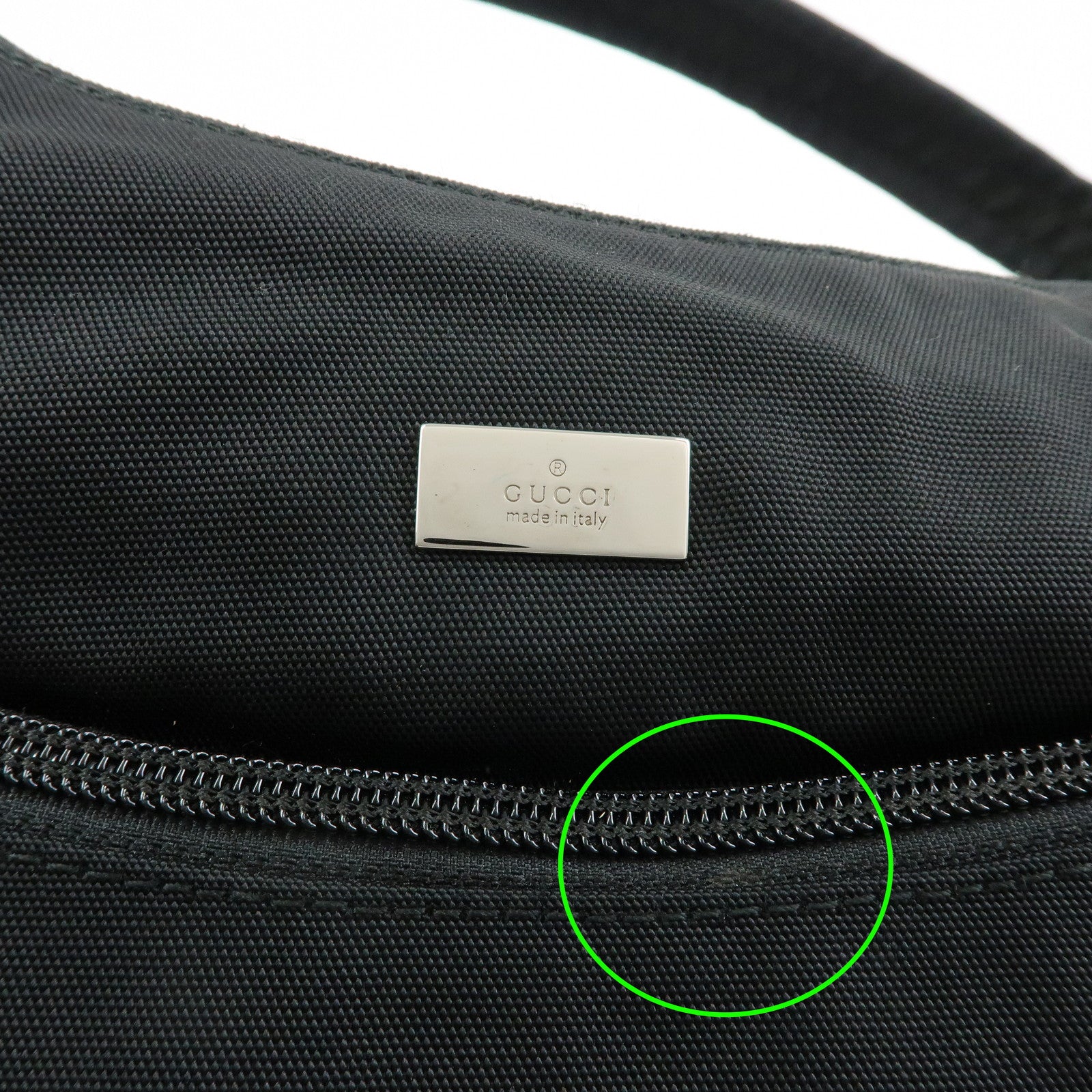 GUCCI GG Nylon Leather Shoulder Bag Black 001・3386