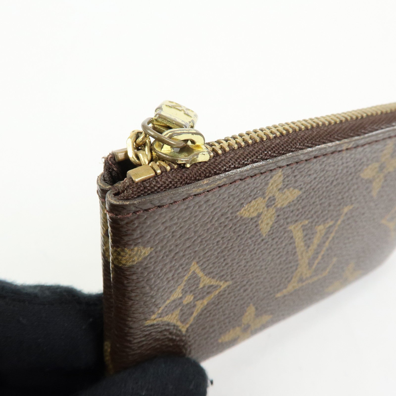 Louis Vuitton Monogram Pochette Cles Coin Case Key Case M62650