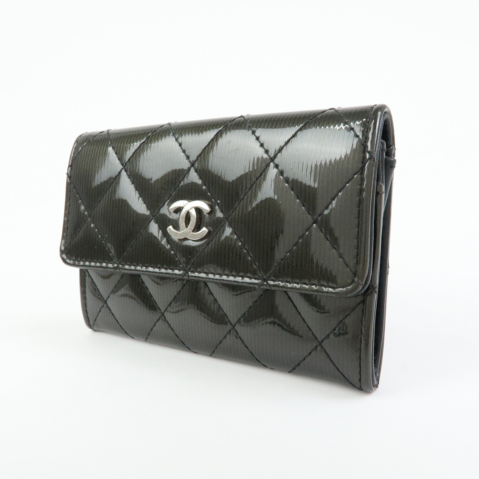 CHANEL COCO Mark Matelasse Patent Leather Card Case Black