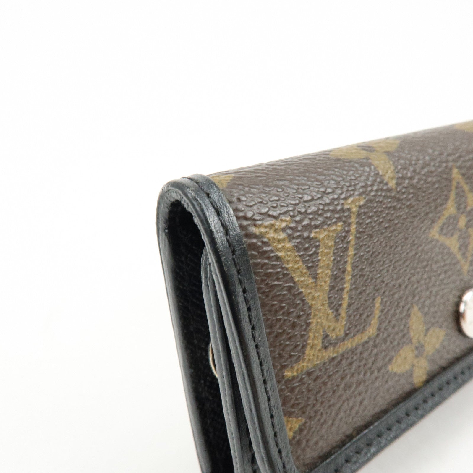Louis Vuitton Monogram Canvas Maccasar Multicles 6 Key Case M60165
