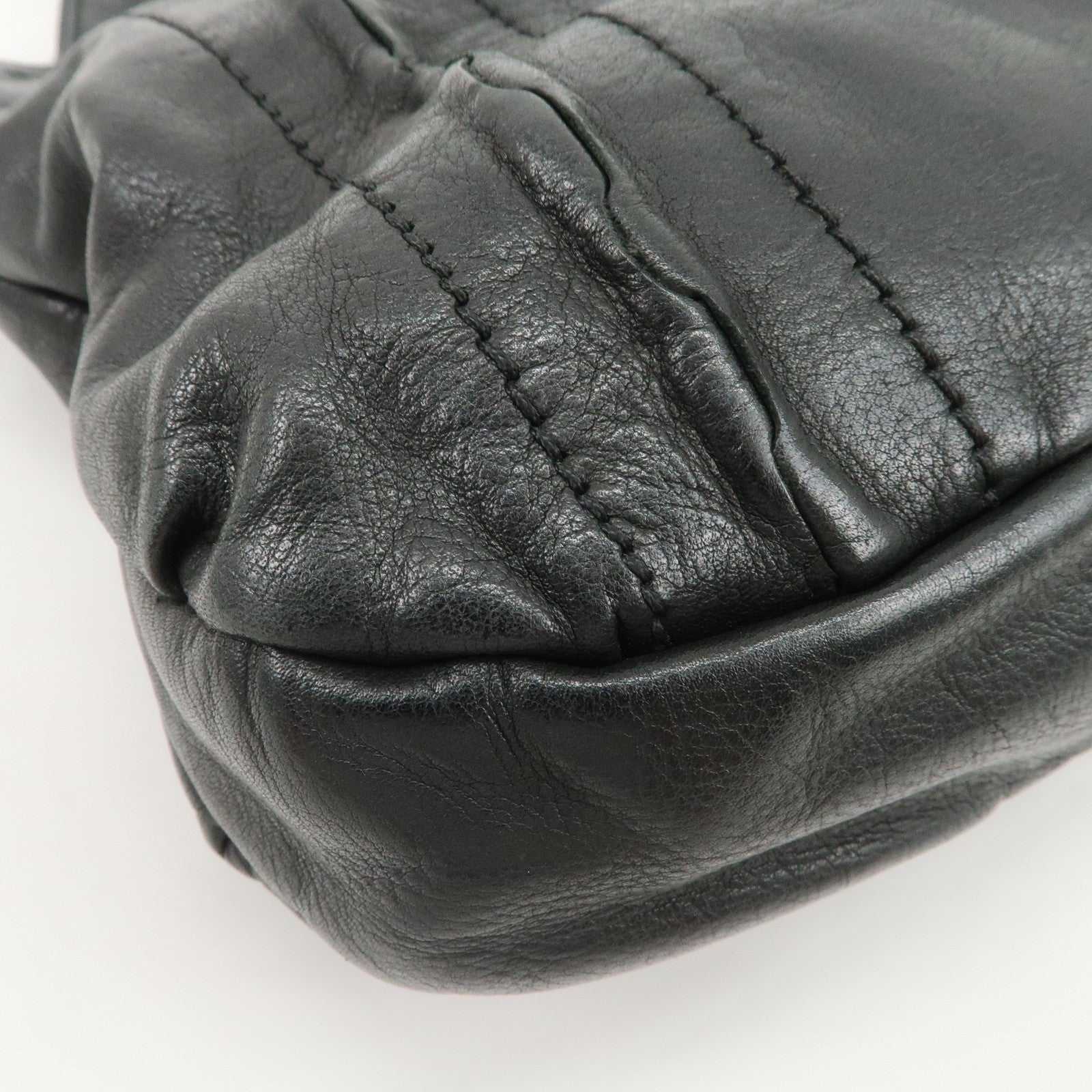 Ferragamo Gancini Leather Shoulder Bag Hand Bag Black