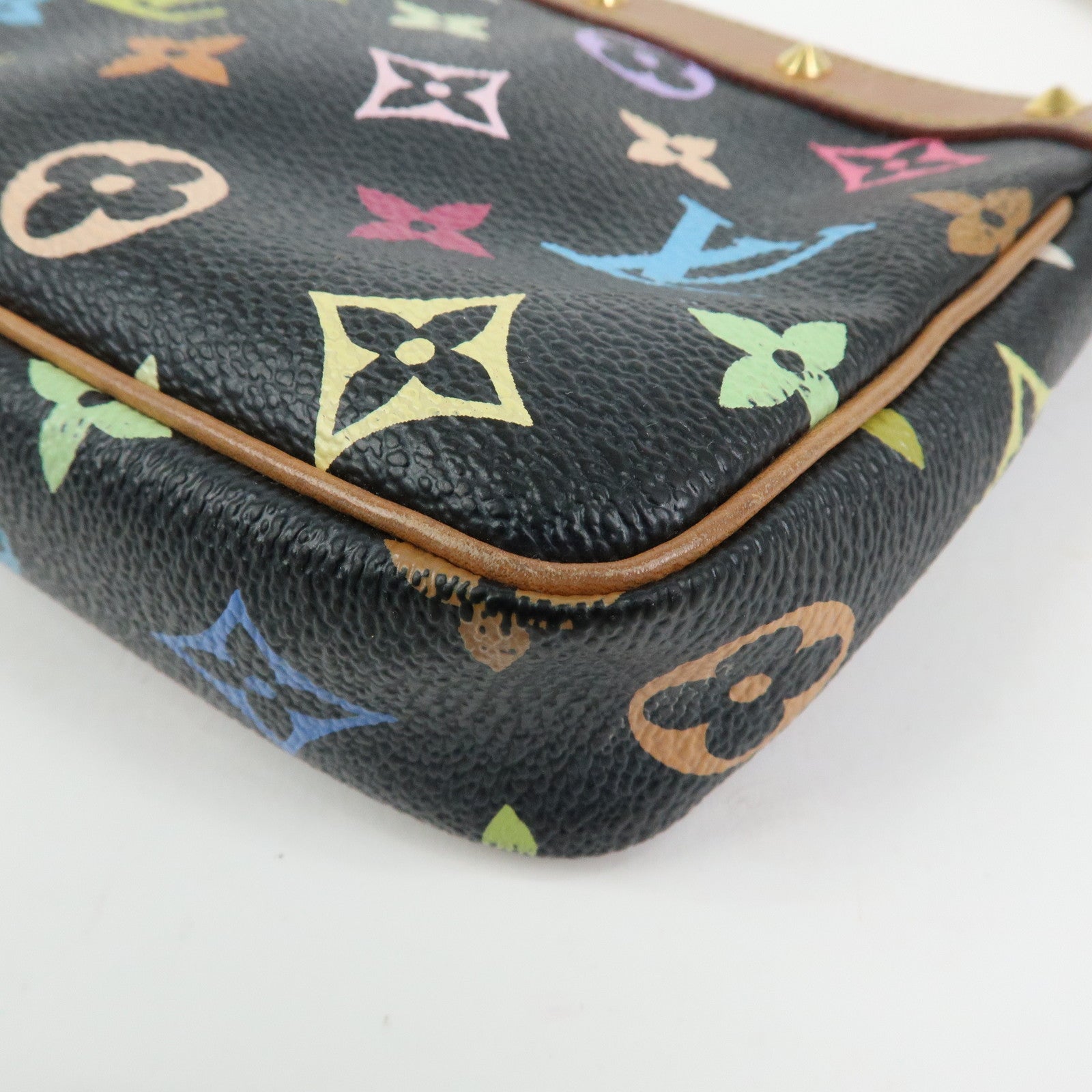 Louis Vuitton Monogram Multicolor Pochette Accessoires Noir M92648