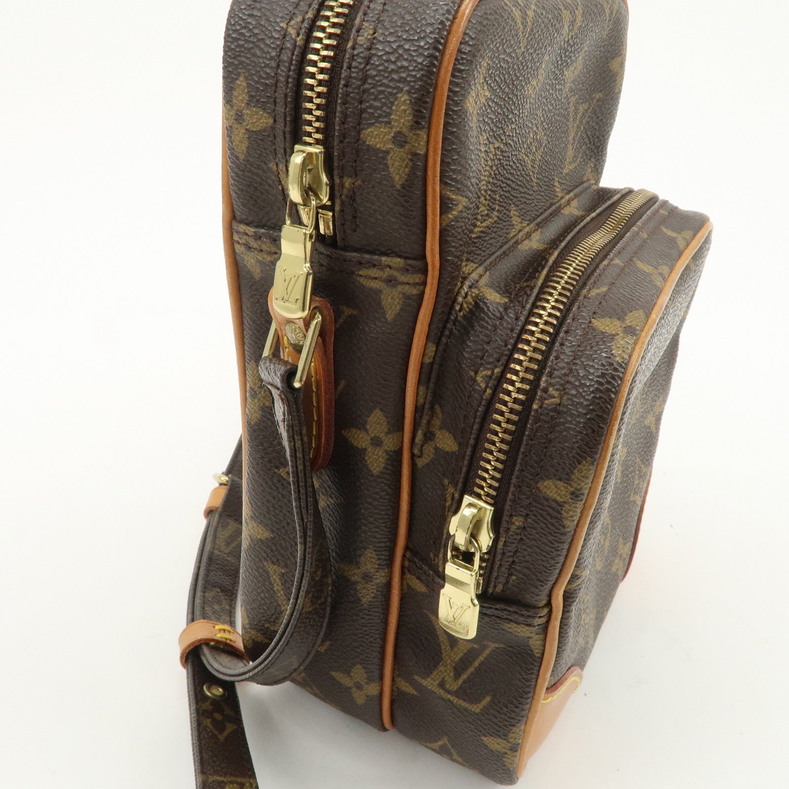 Louis Vuitton Monogram Amazone Shoulder Bag Crossbody Bag M45236