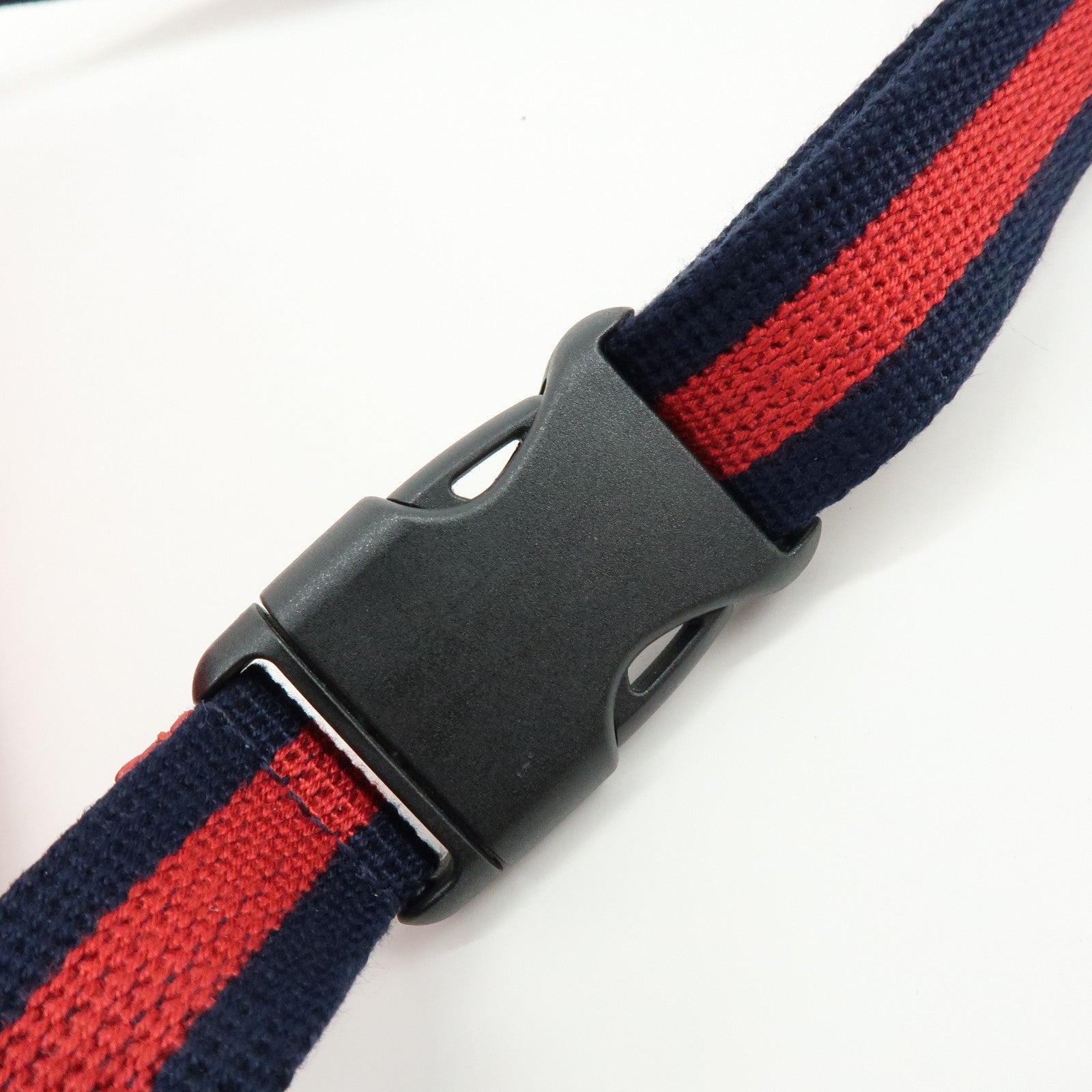 GUCCI Sherry Leather Waist Pouch Body Bag Red 527792