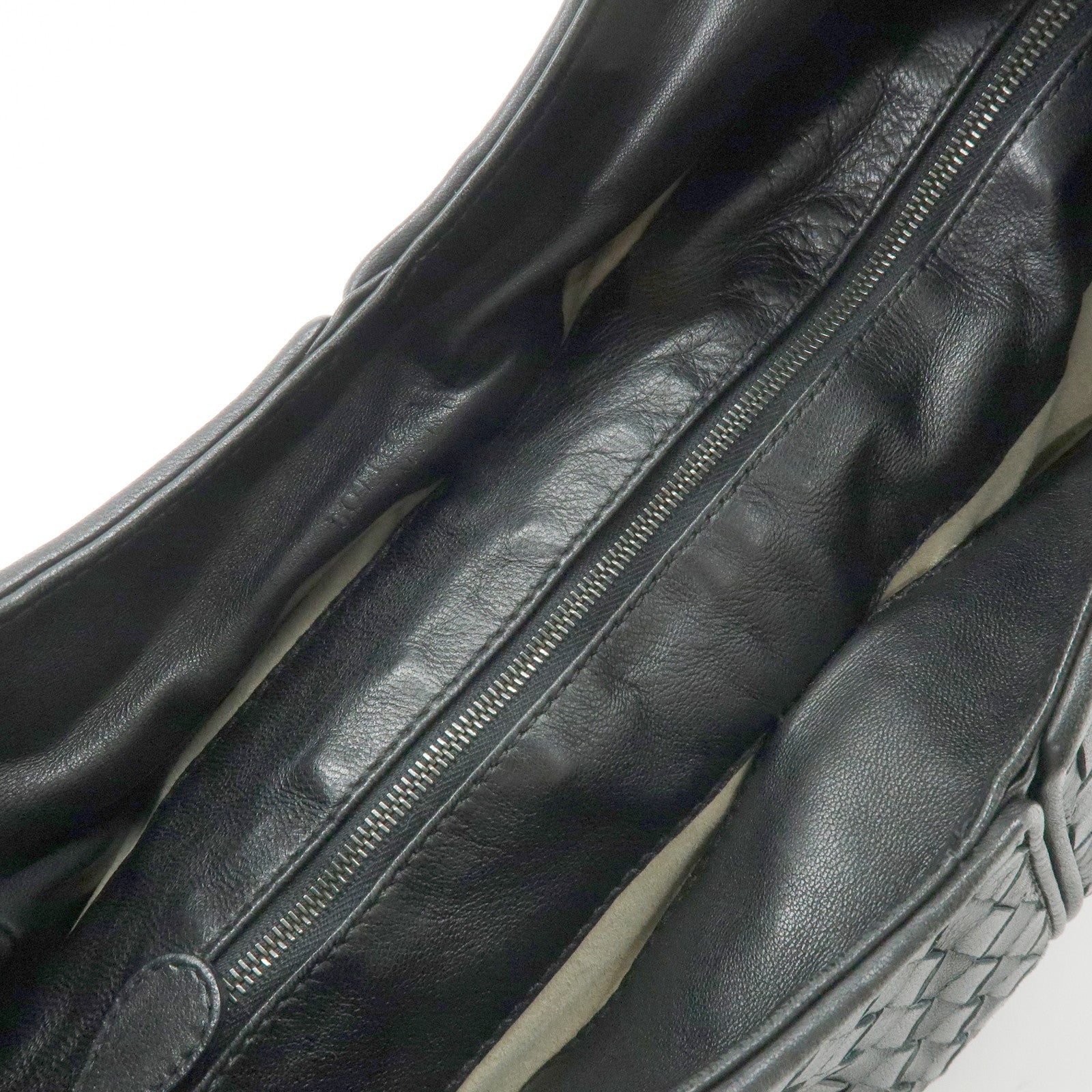 BOTTEGA VENETA Intrecciato Lamb Skin Shoulder Bag Black 145552