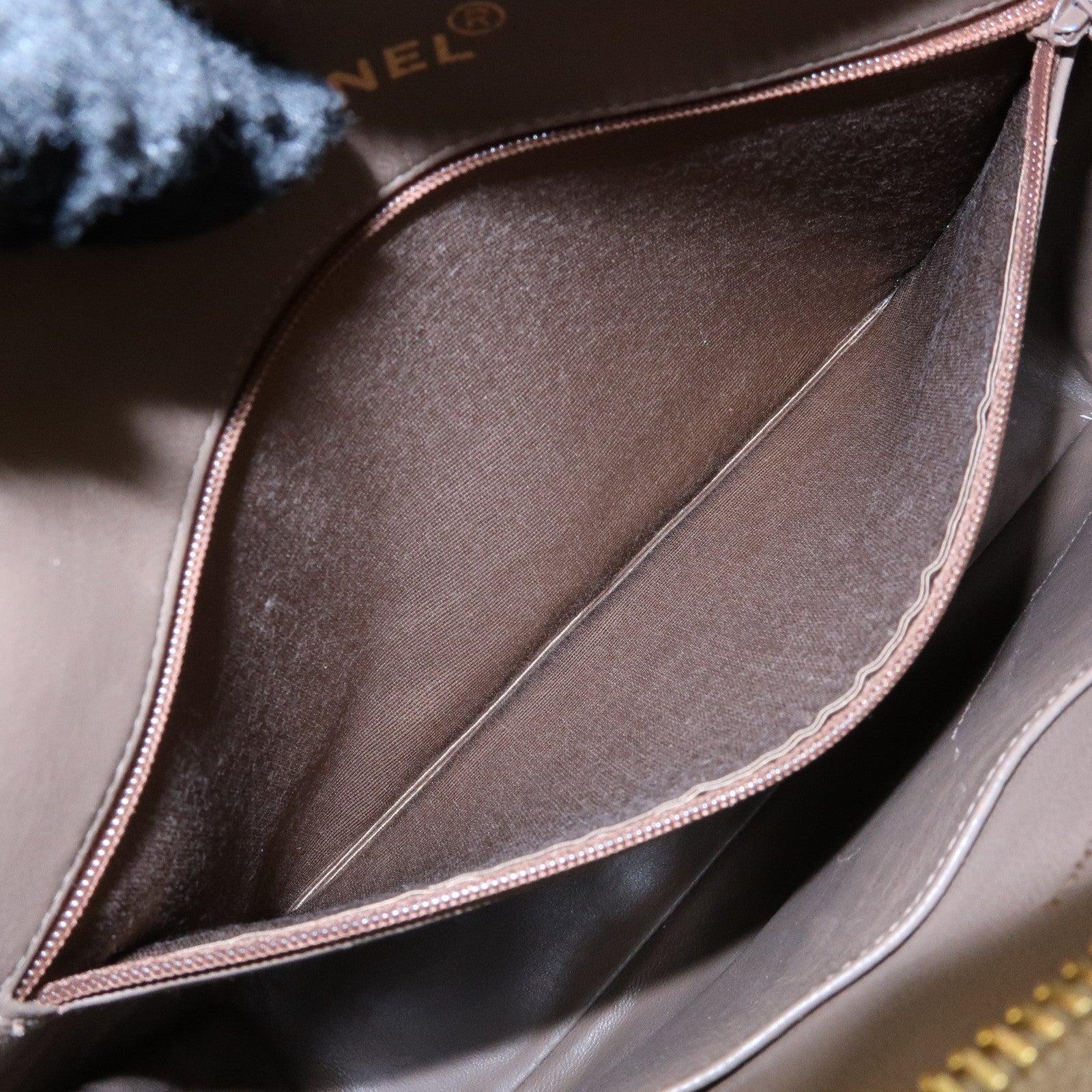 CHANEL Matelasse Cavairskin Chain Shoulder Bag Light Brown Marron