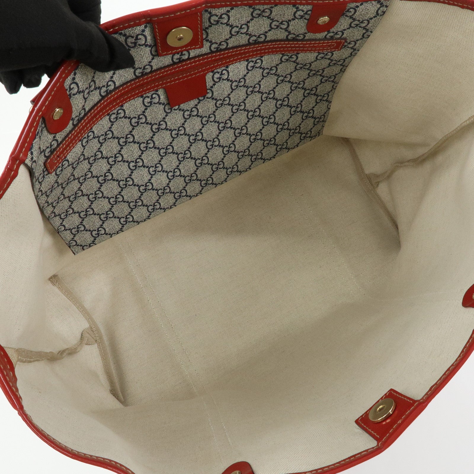 GUCCI JOY Collection GG Supreme Patent Leather Tote Bag Navy Red