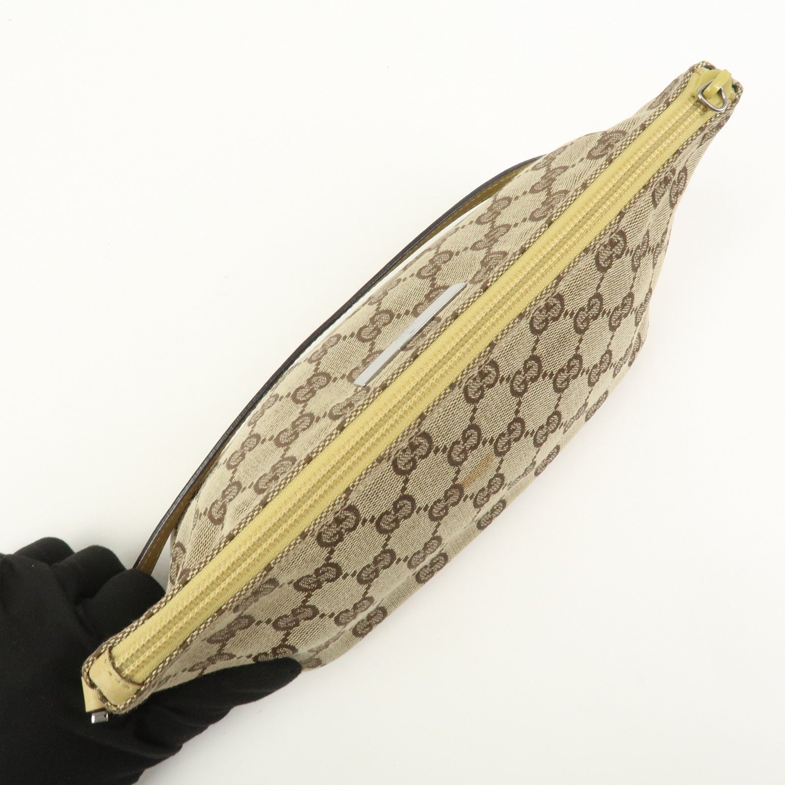 GUCCI Boat Bag GG Canvas Leather Accessory Pouch Hand Bag 07198