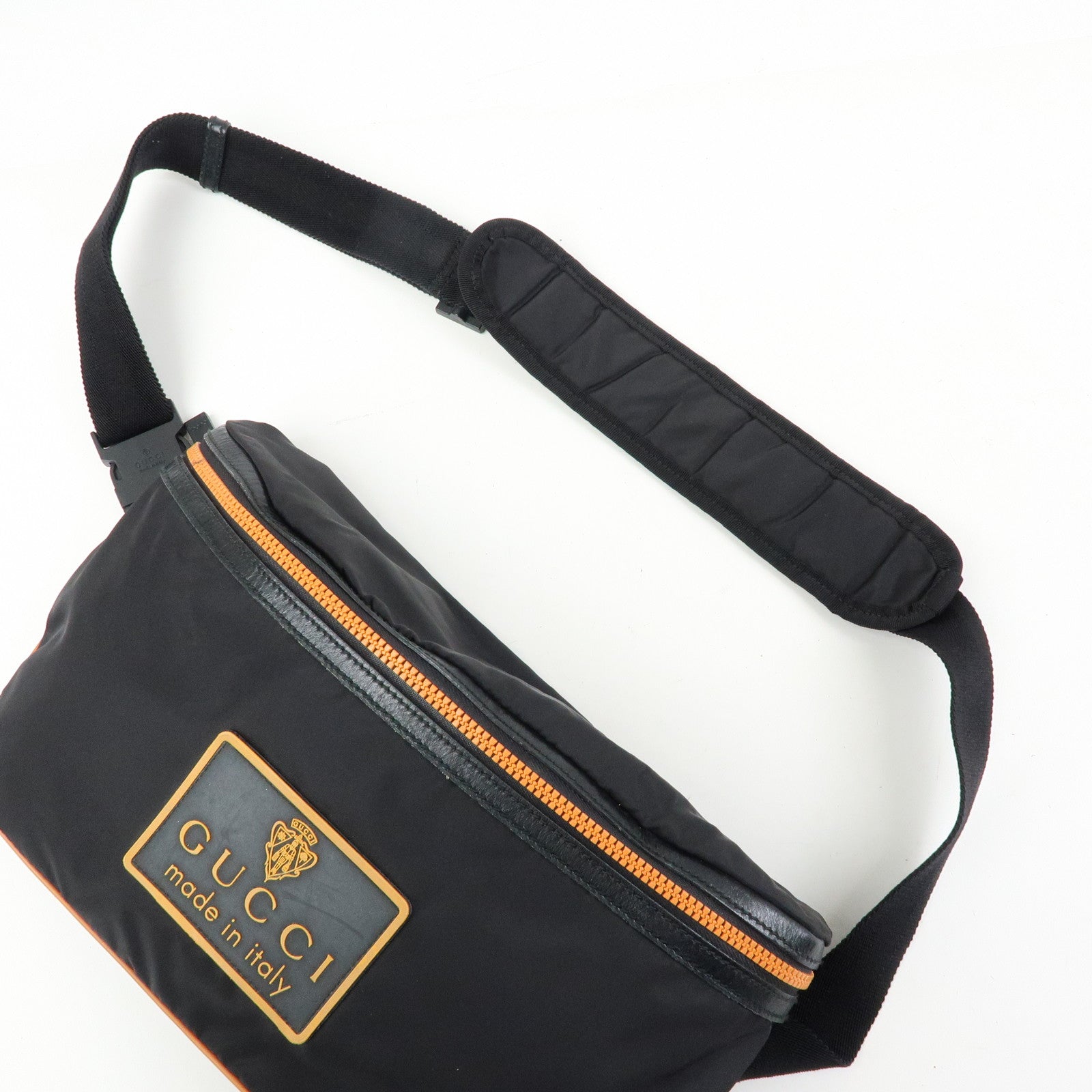 GUCCI Logo Nylon Rubber Waist Pouch Body Bag Black 211128