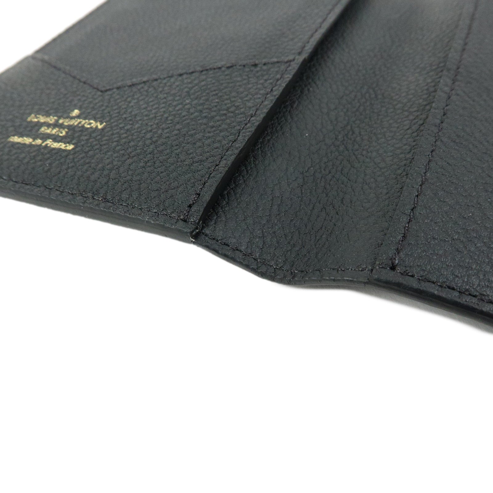 Louis Vuitton Monogram Empreinte Couverture Passeport NM M63914