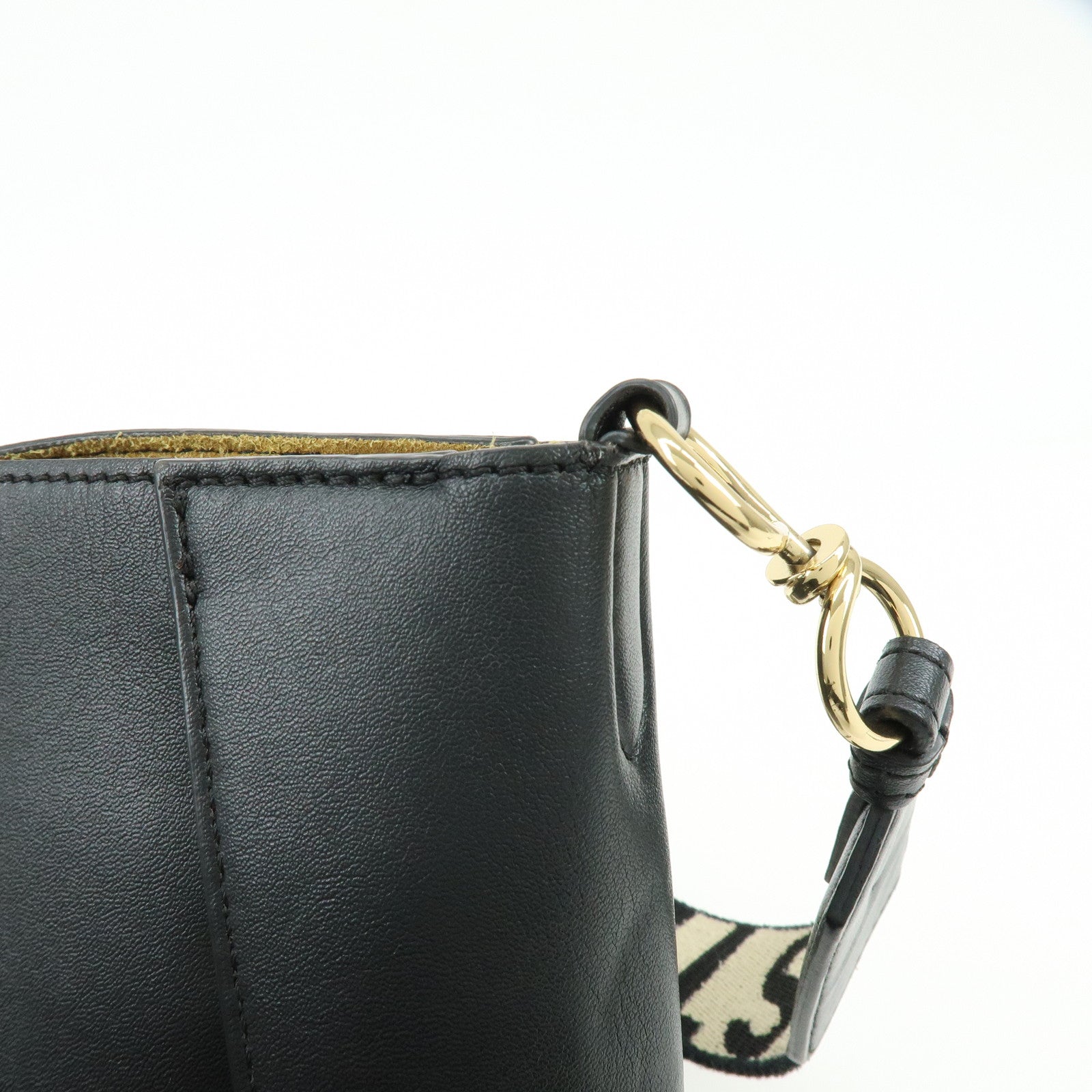 STELLA MCCARTNEY Alter Nappa Shoulder Bag Crossbody Bag Black