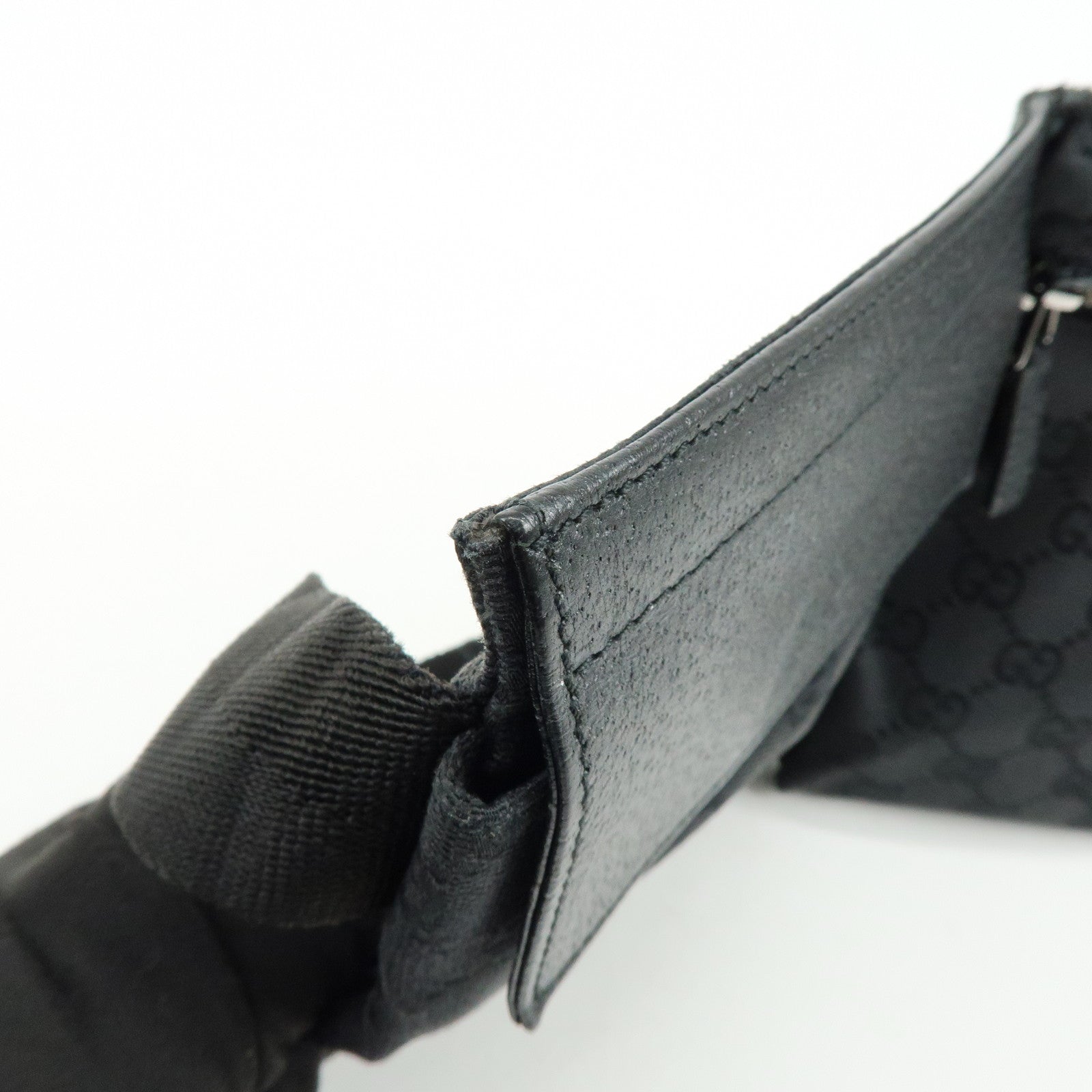 GUCCI GG Canvas Leather Waist Bag Crossbody Bag Black 28566