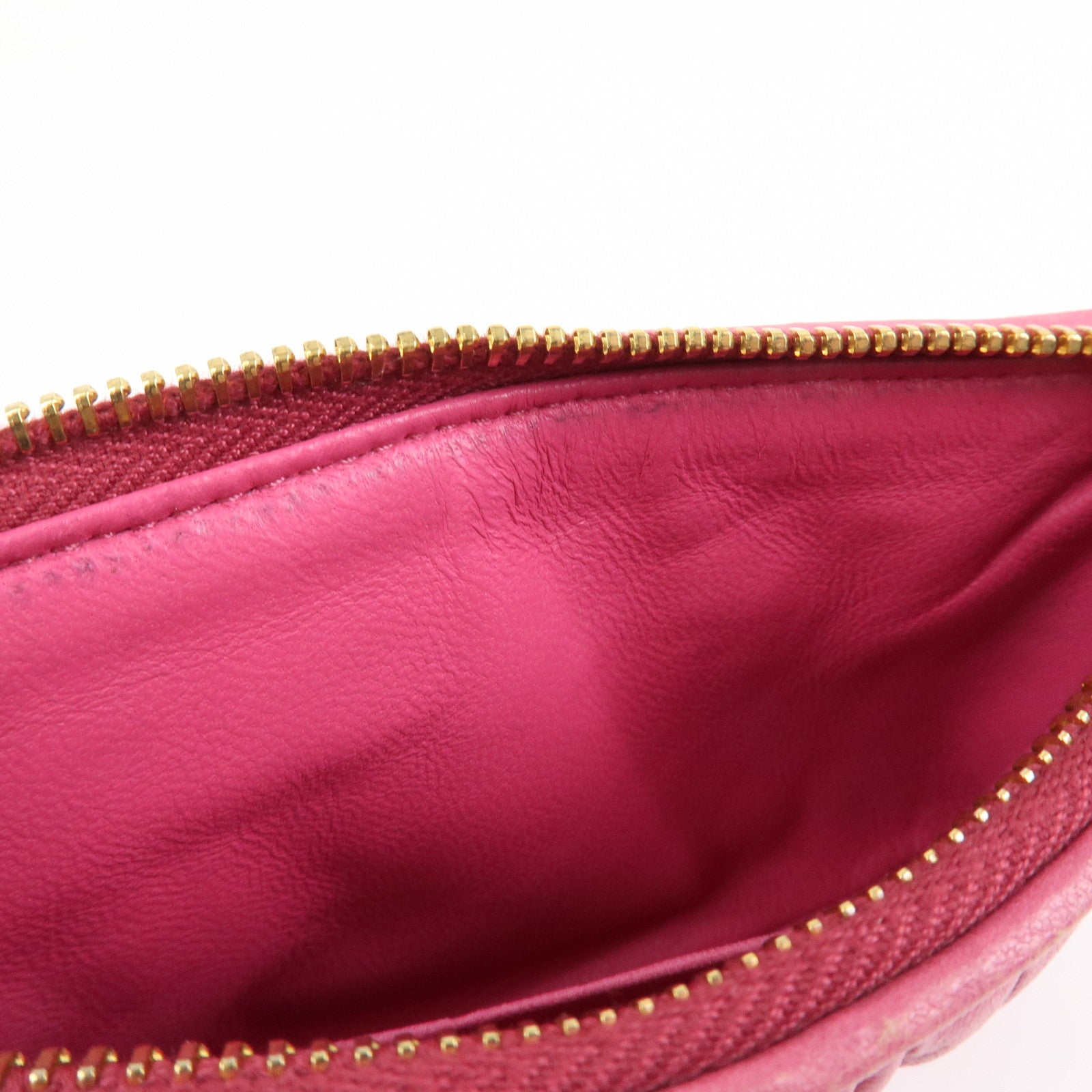 MIU MIU Matelasse Logo Leather Cosmetic Accessory Pouch Pink 5MB003