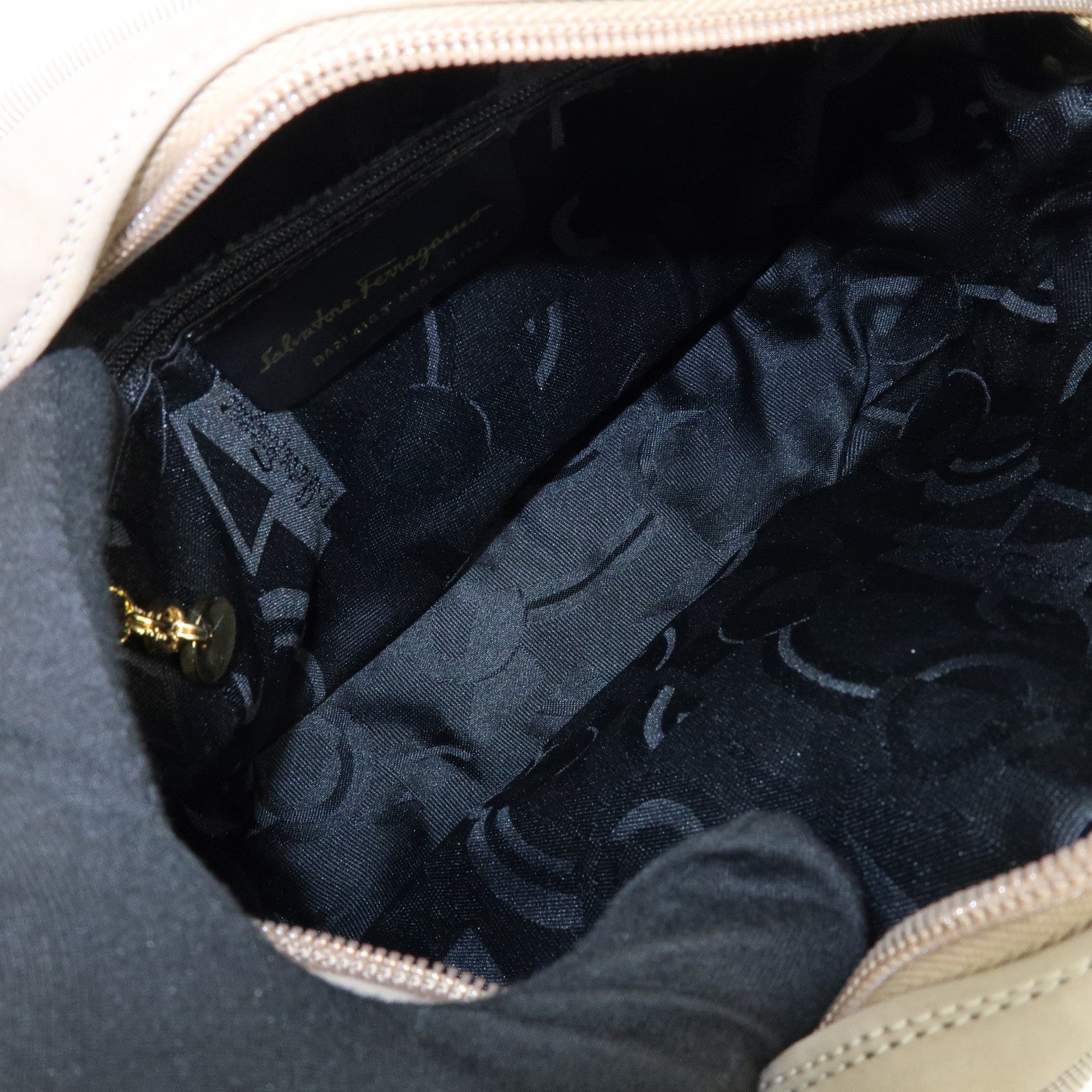 Ferragamo Vara Leather Shoulder Bag Crossbody Bag Greige