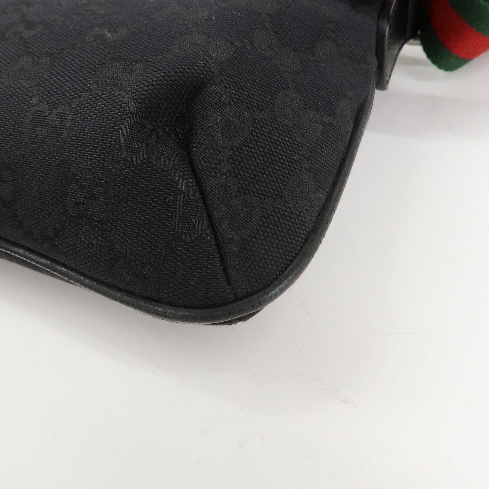 GUCCI Sherry GG Canvas Leather Shoulder Bag Black 189749 Used