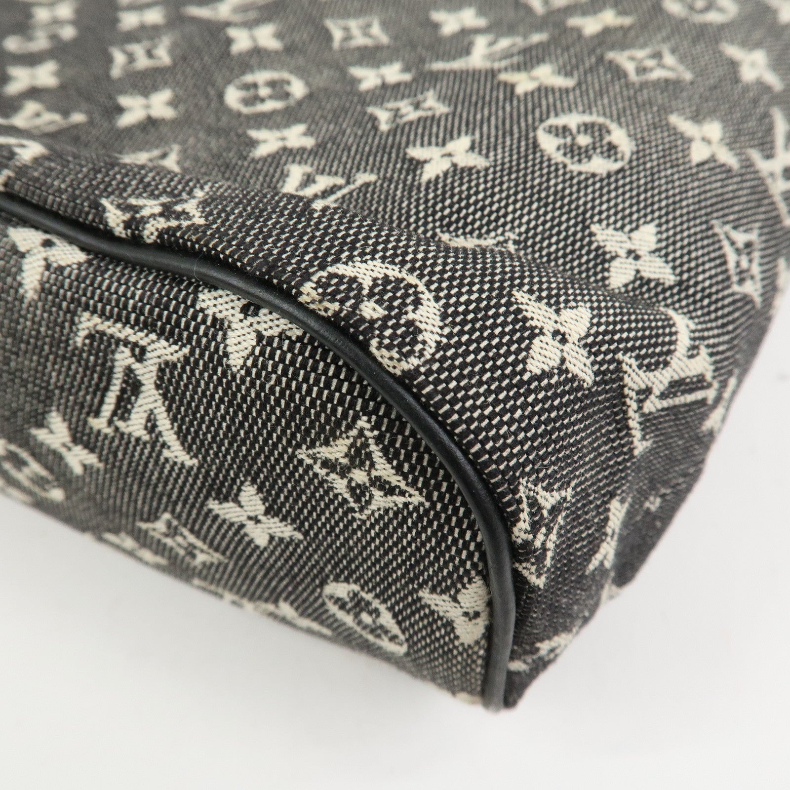 Louis Vuitton Monogram Mini Lucille PM Hand Bag Noir M92684