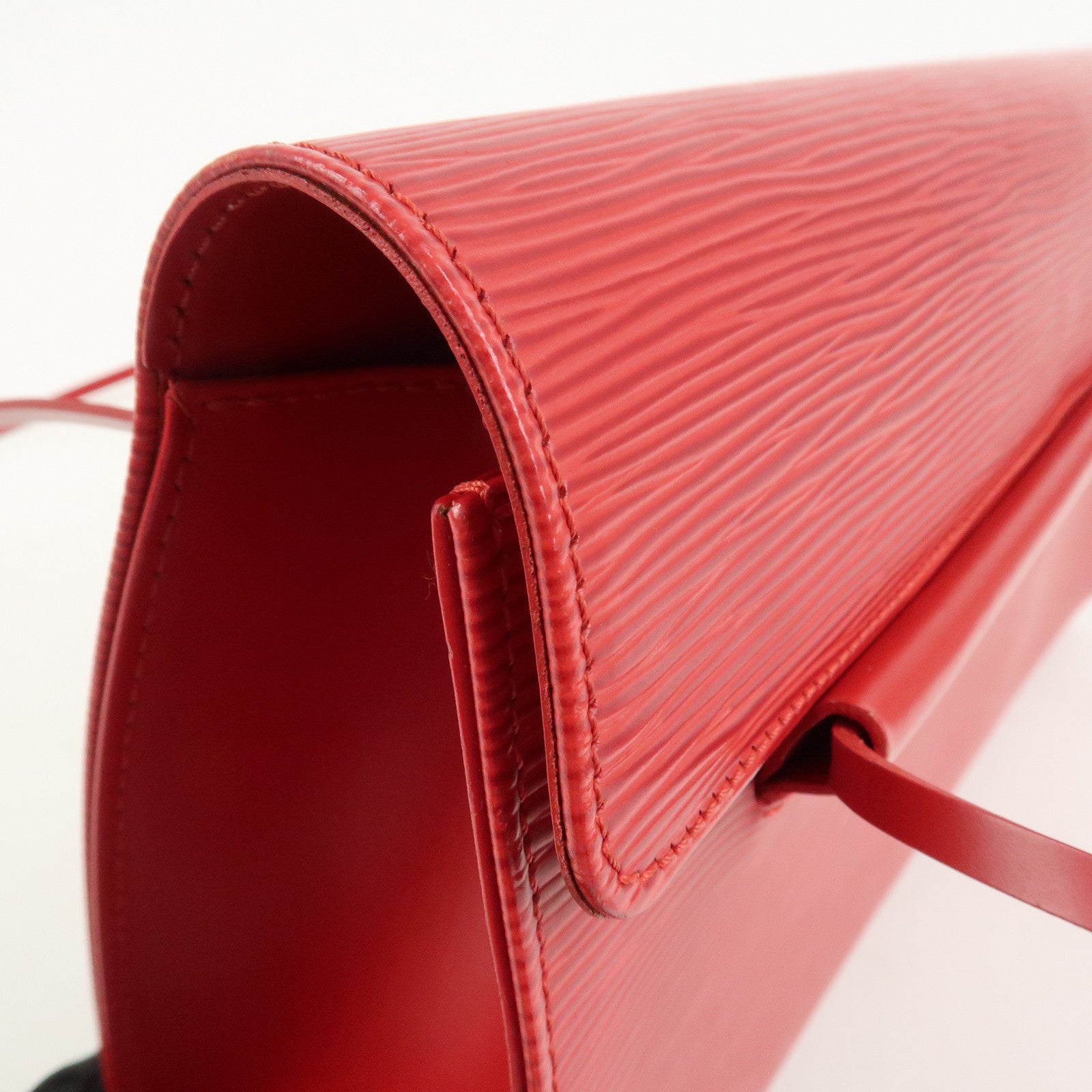 Louis Vuitton Epi Leather Dinar Shoulder Bag Rouge M5202E