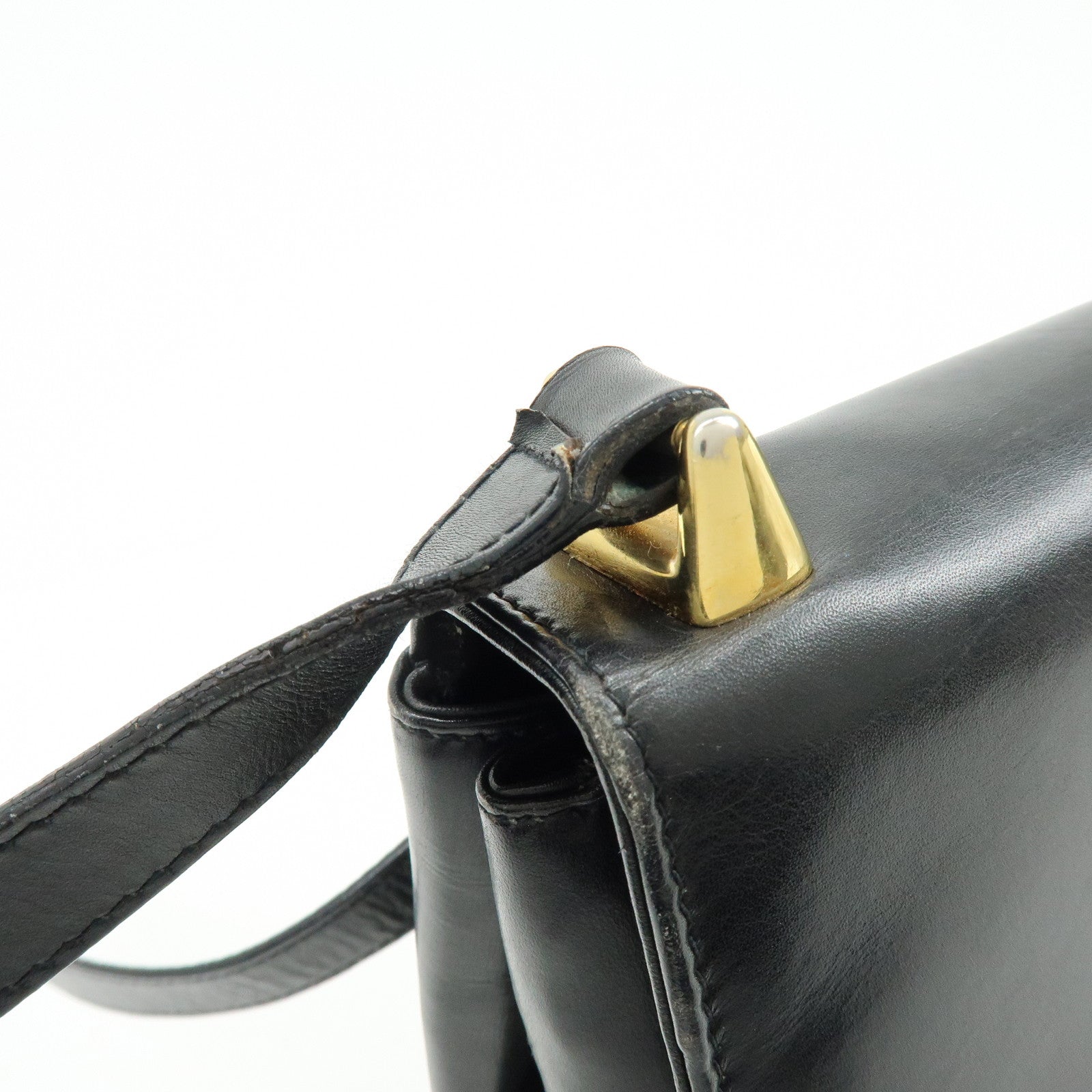 Ferragamo Gancini Leather Shoulder Bag Crossbody Bag Black
